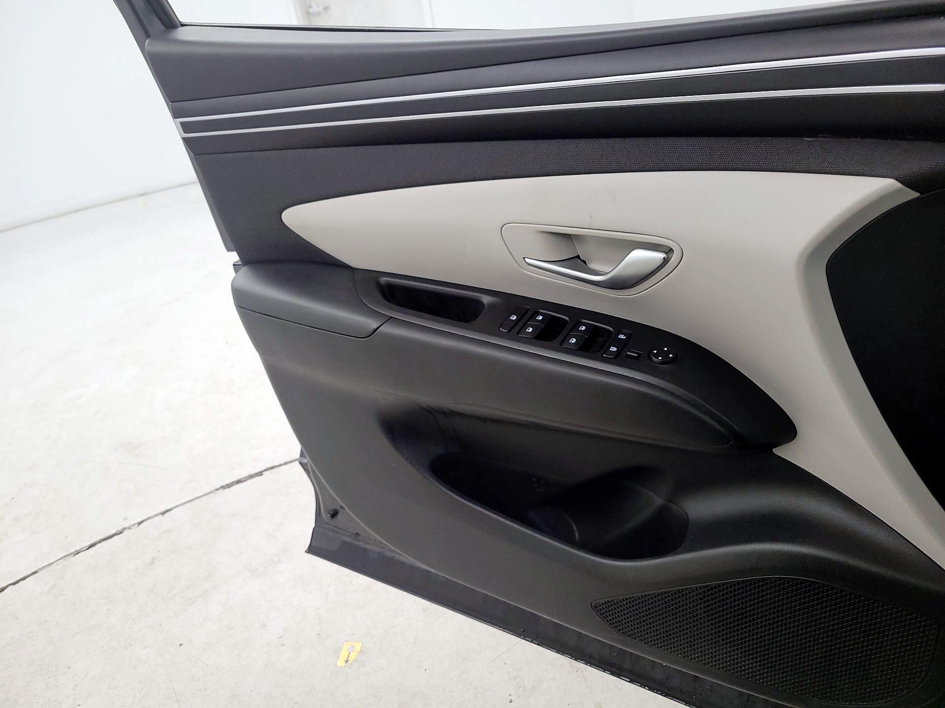 Thumbnail: 2023 Hyundai Tucson - 13