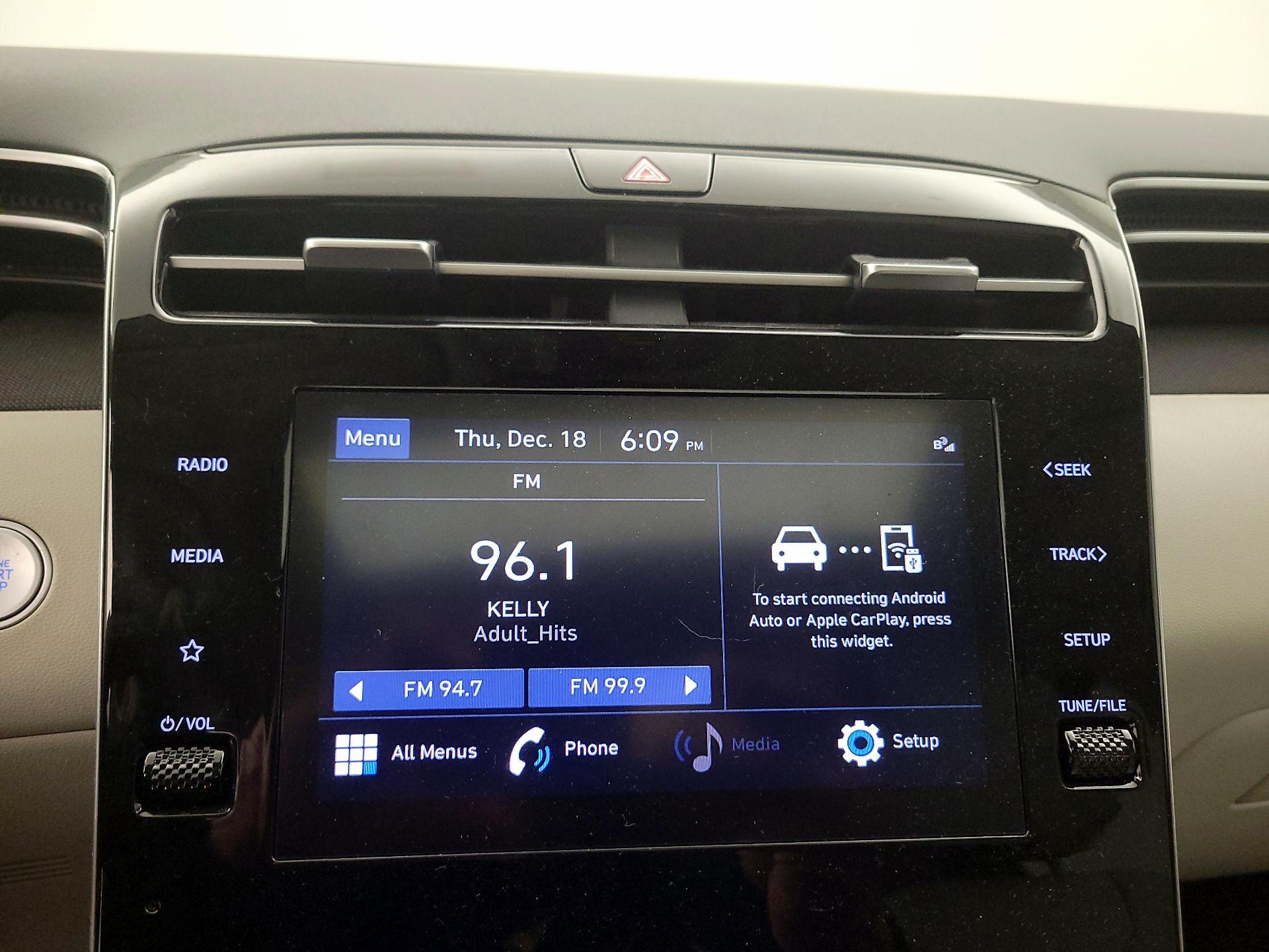 Thumbnail: 2023 Hyundai Tucson - 16