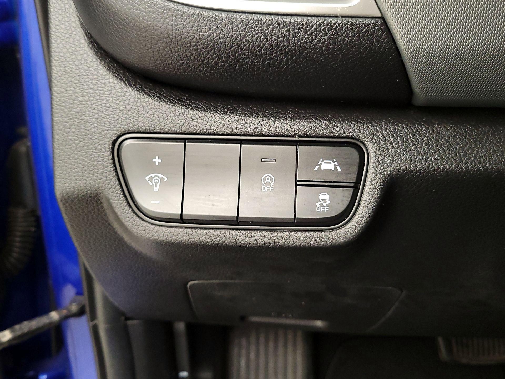 Thumbnail: 2022 Kia Seltos - 13