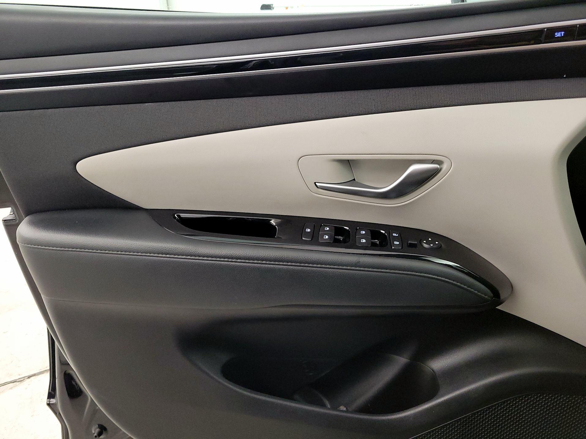 Thumbnail: 2023 Hyundai Tucson - 12