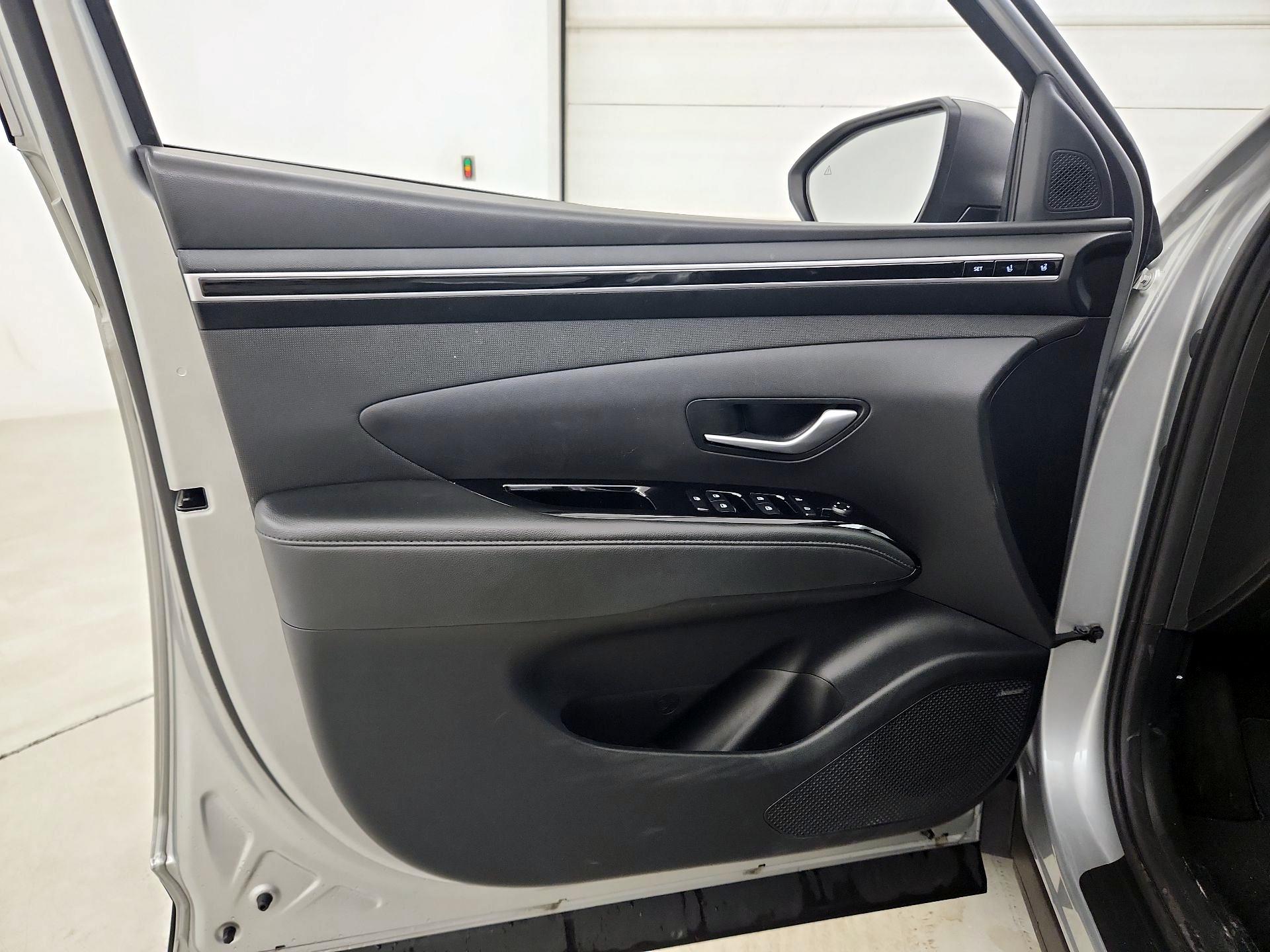 Thumbnail: 2023 Hyundai Tucson - 12