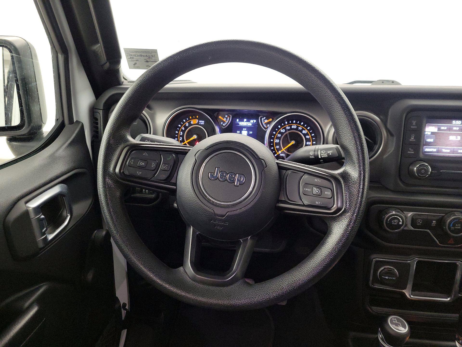 Thumbnail: 2021 Jeep Wrangler - 10