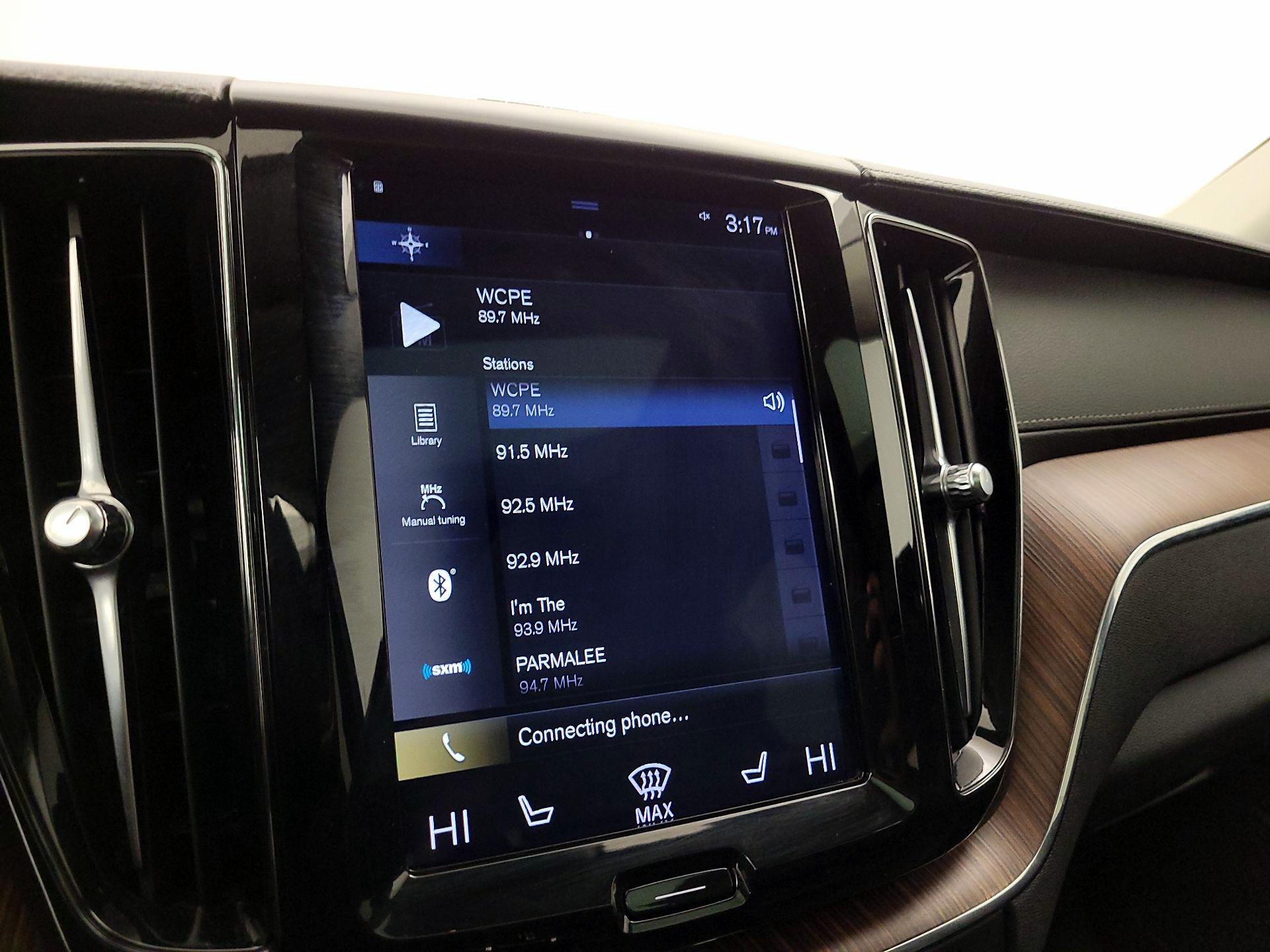 Thumbnail: 2020 Volvo XC60 - 15