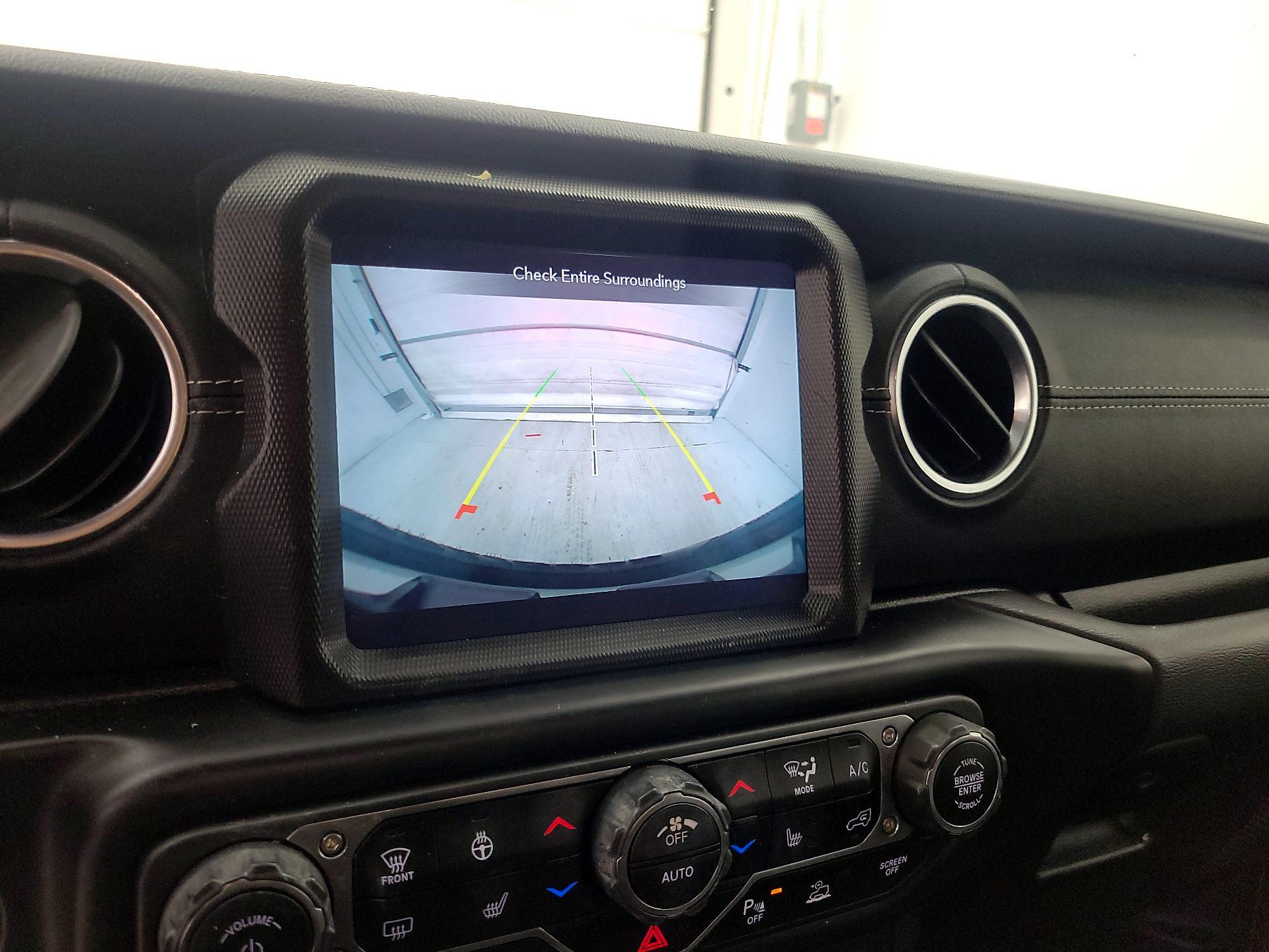 Thumbnail: 2021 Jeep Wrangler - 14