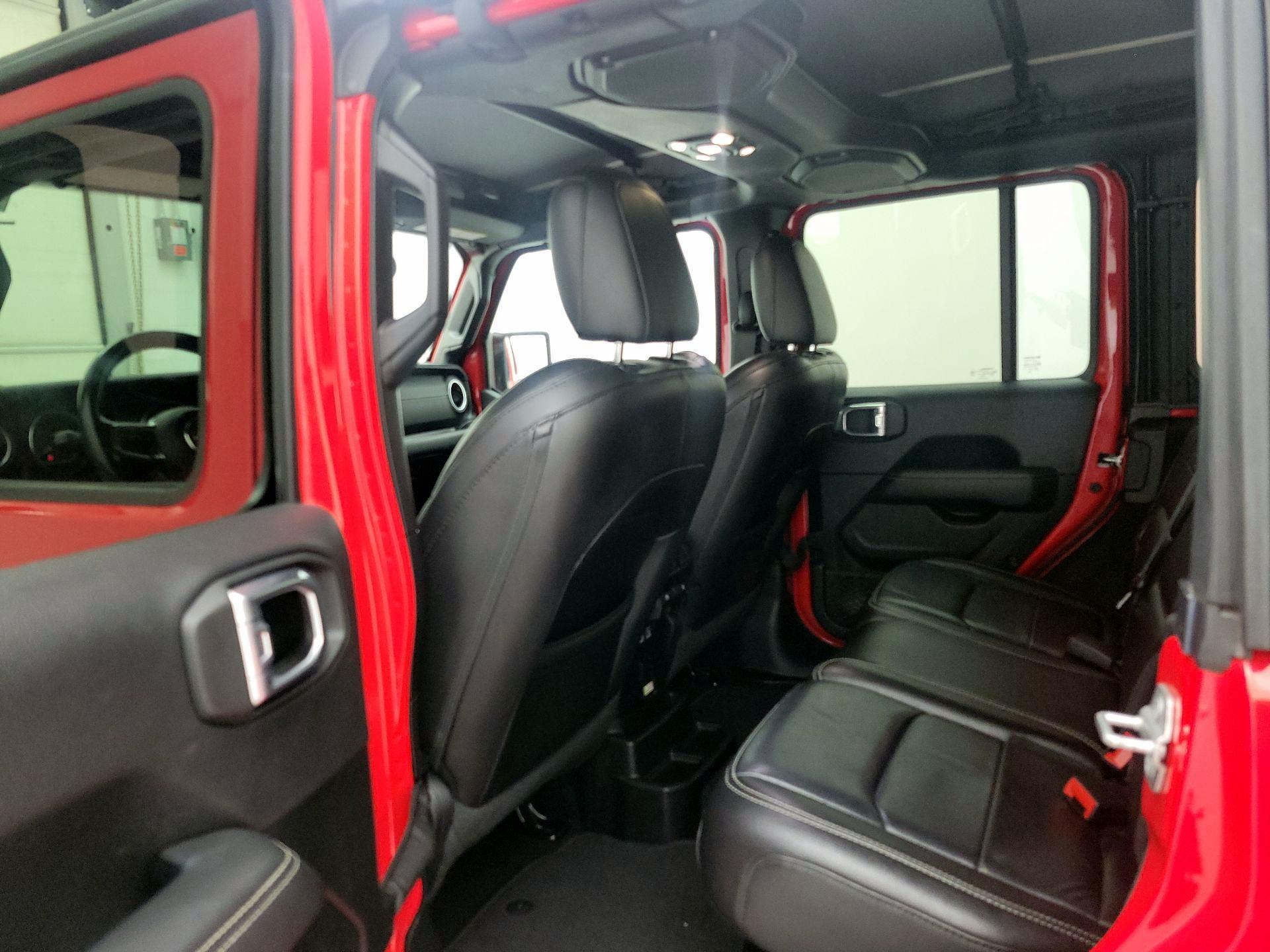 Thumbnail: 2021 Jeep Wrangler - 18