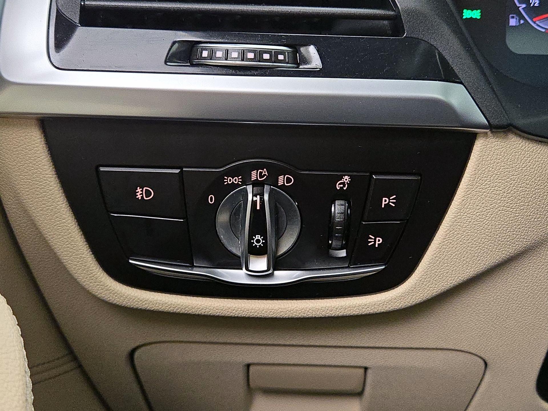 Thumbnail: 2020 BMW X3 - 13