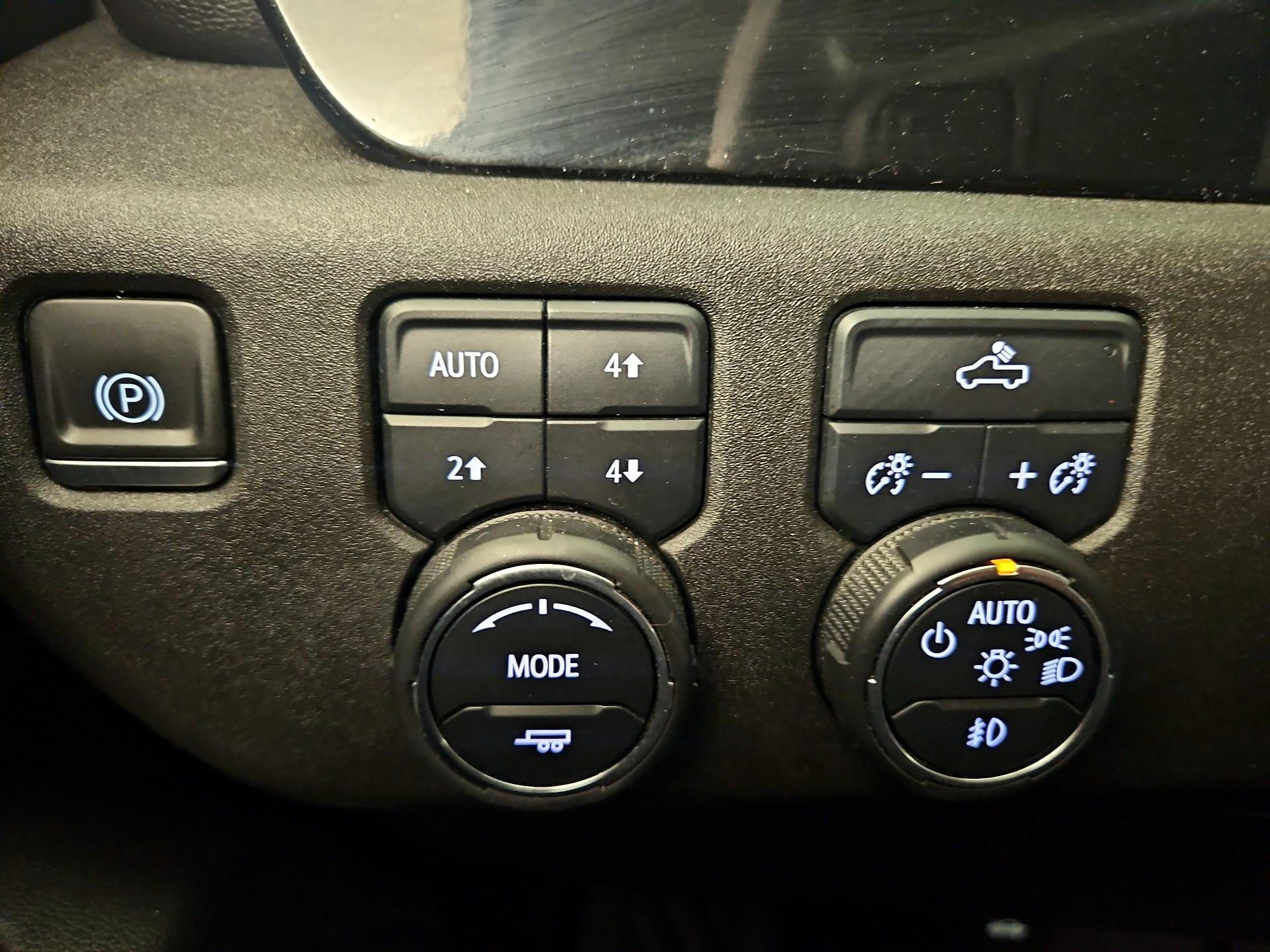 Thumbnail: 2024 Chevrolet Silverado 1500 - 13