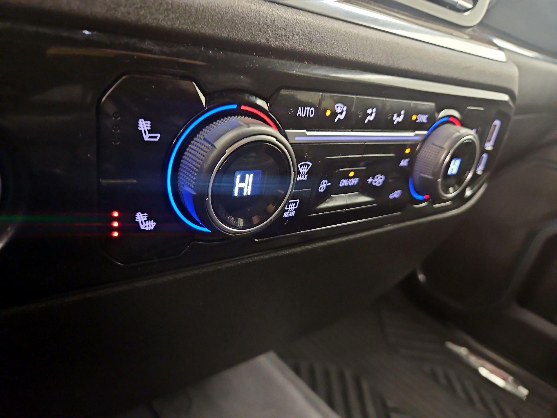 Thumbnail: 2024 Chevrolet Silverado 1500 - 16