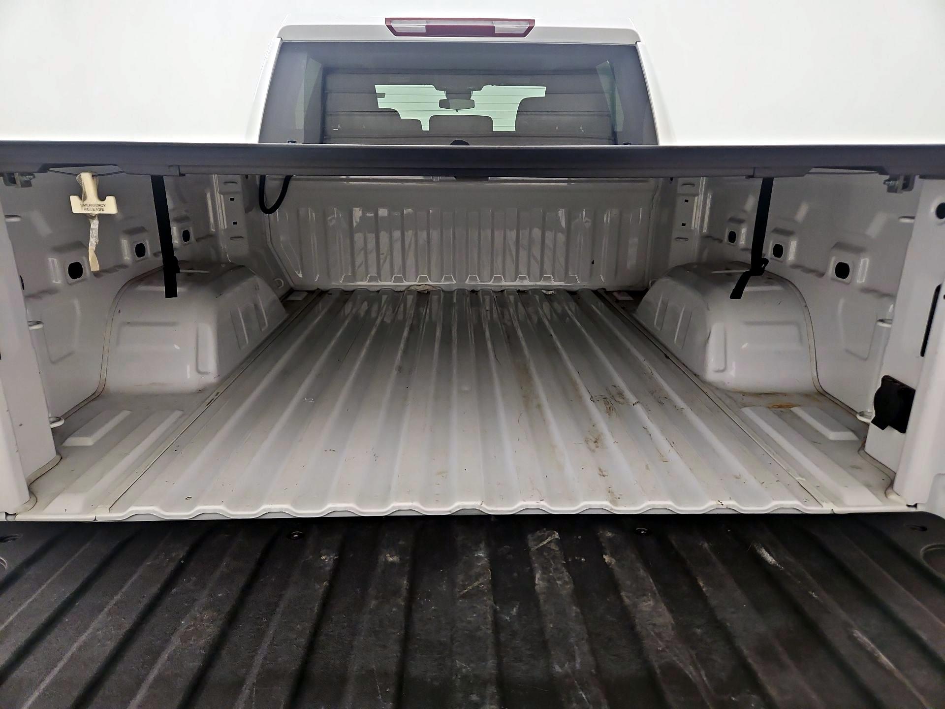 Thumbnail: 2024 Chevrolet Silverado 1500 - 20