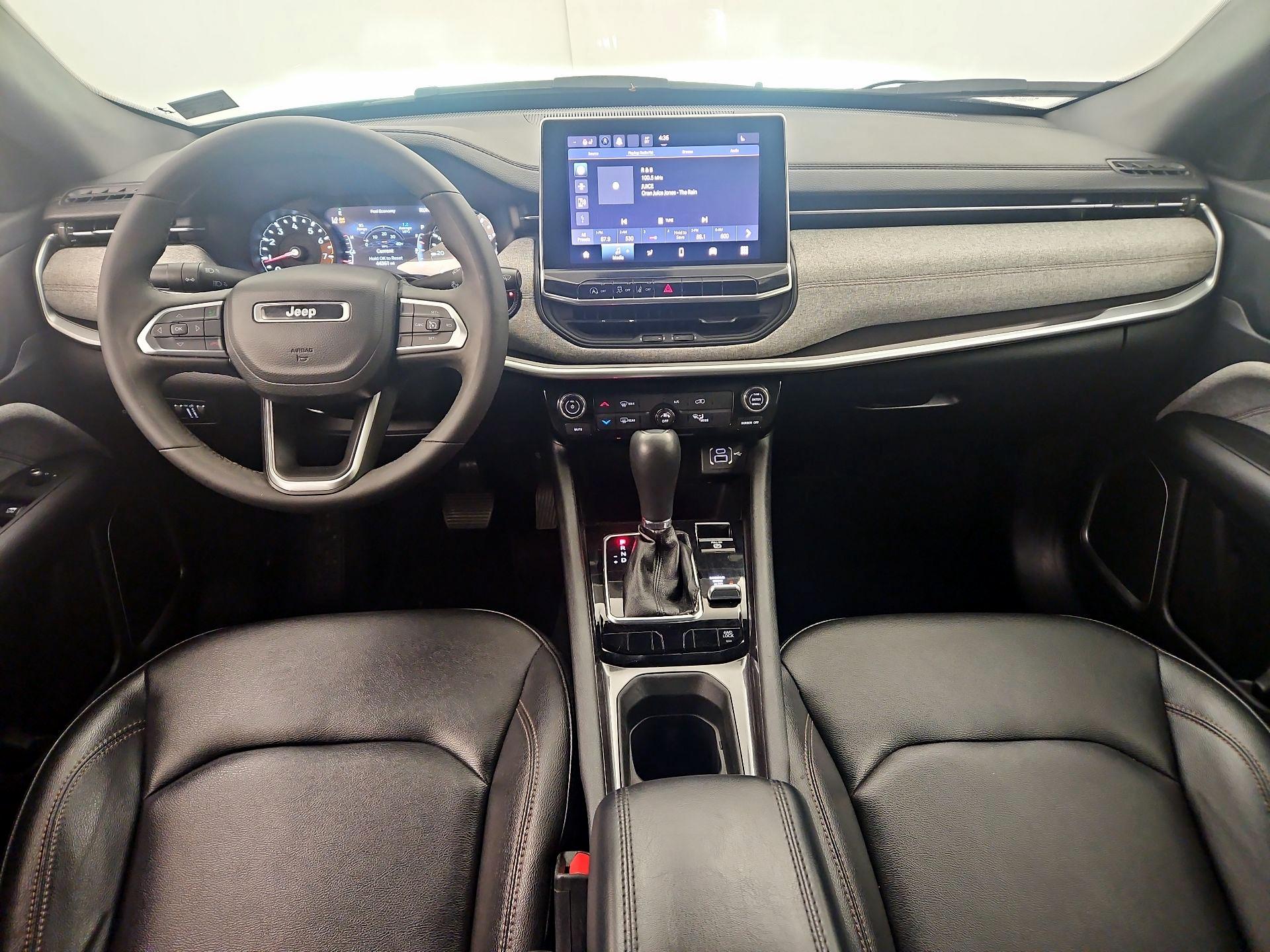 Thumbnail: 2024 Jeep Compass - 9