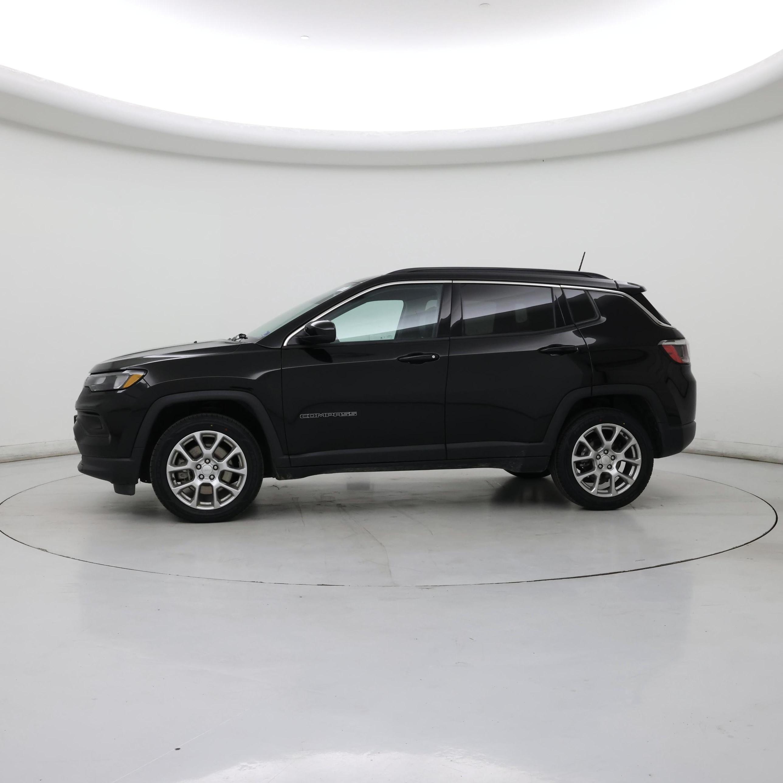 Thumbnail: 2024 Jeep Compass - 3
