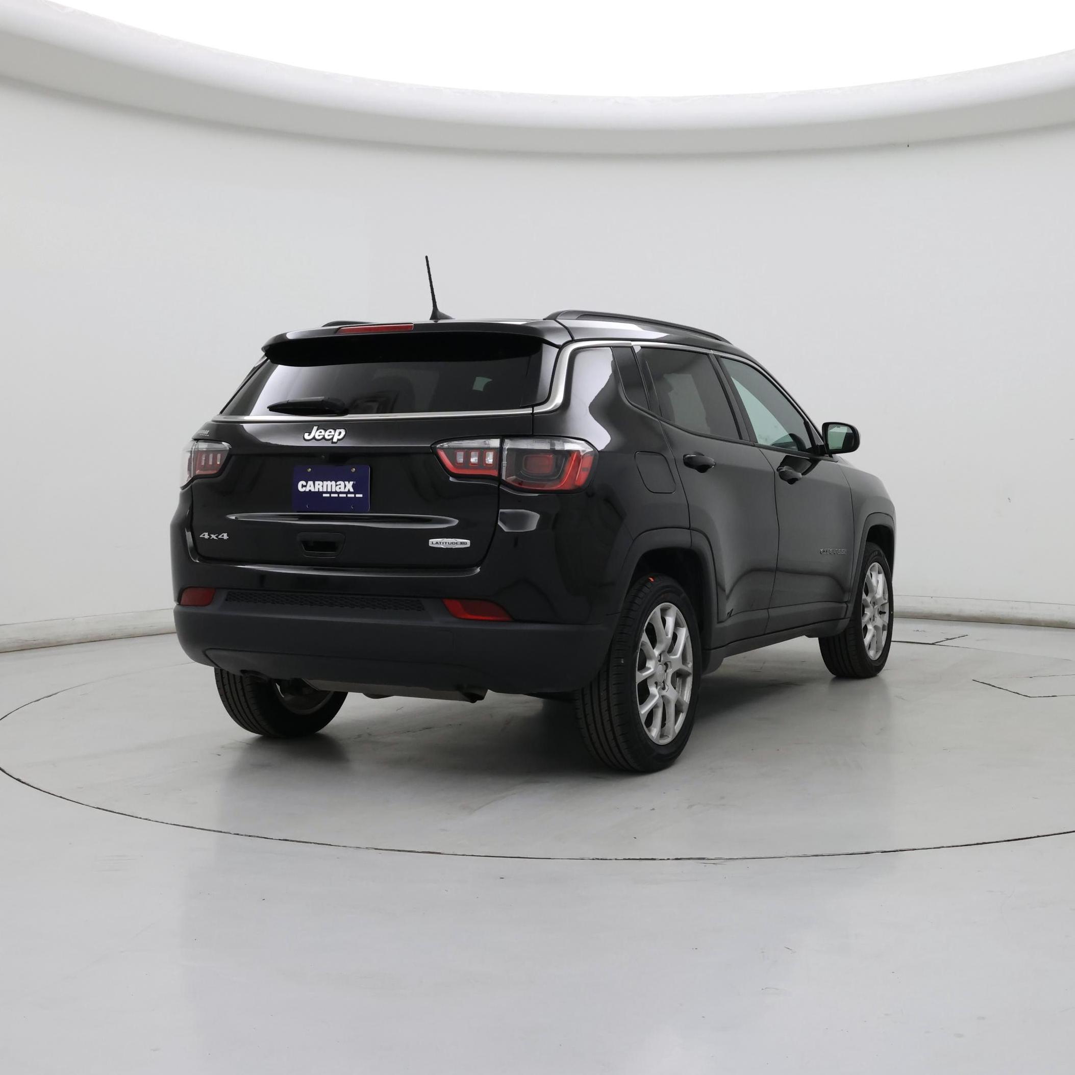 Thumbnail: 2024 Jeep Compass - 8