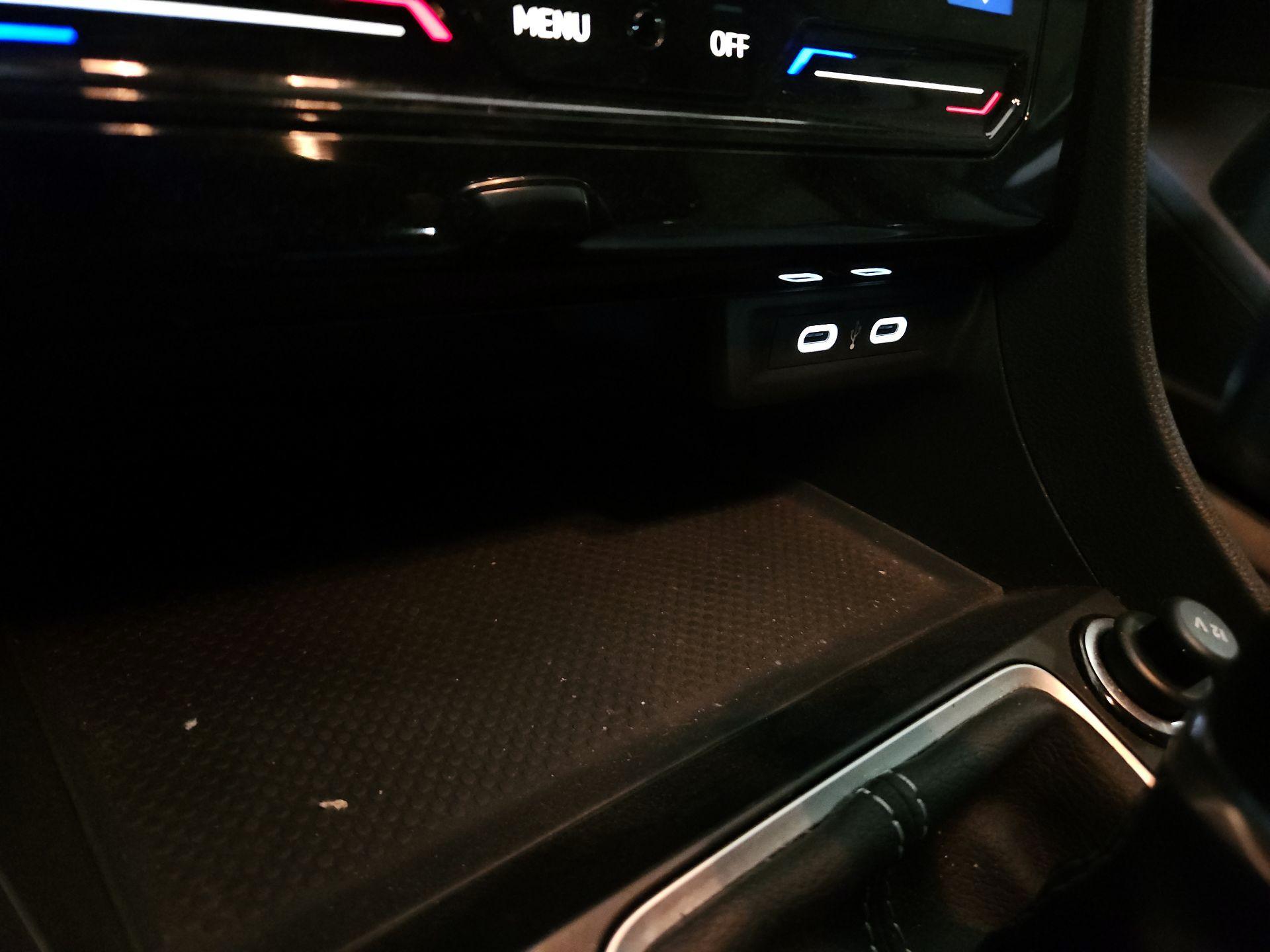 Thumbnail: 2025 Volkswagen Jetta - 18