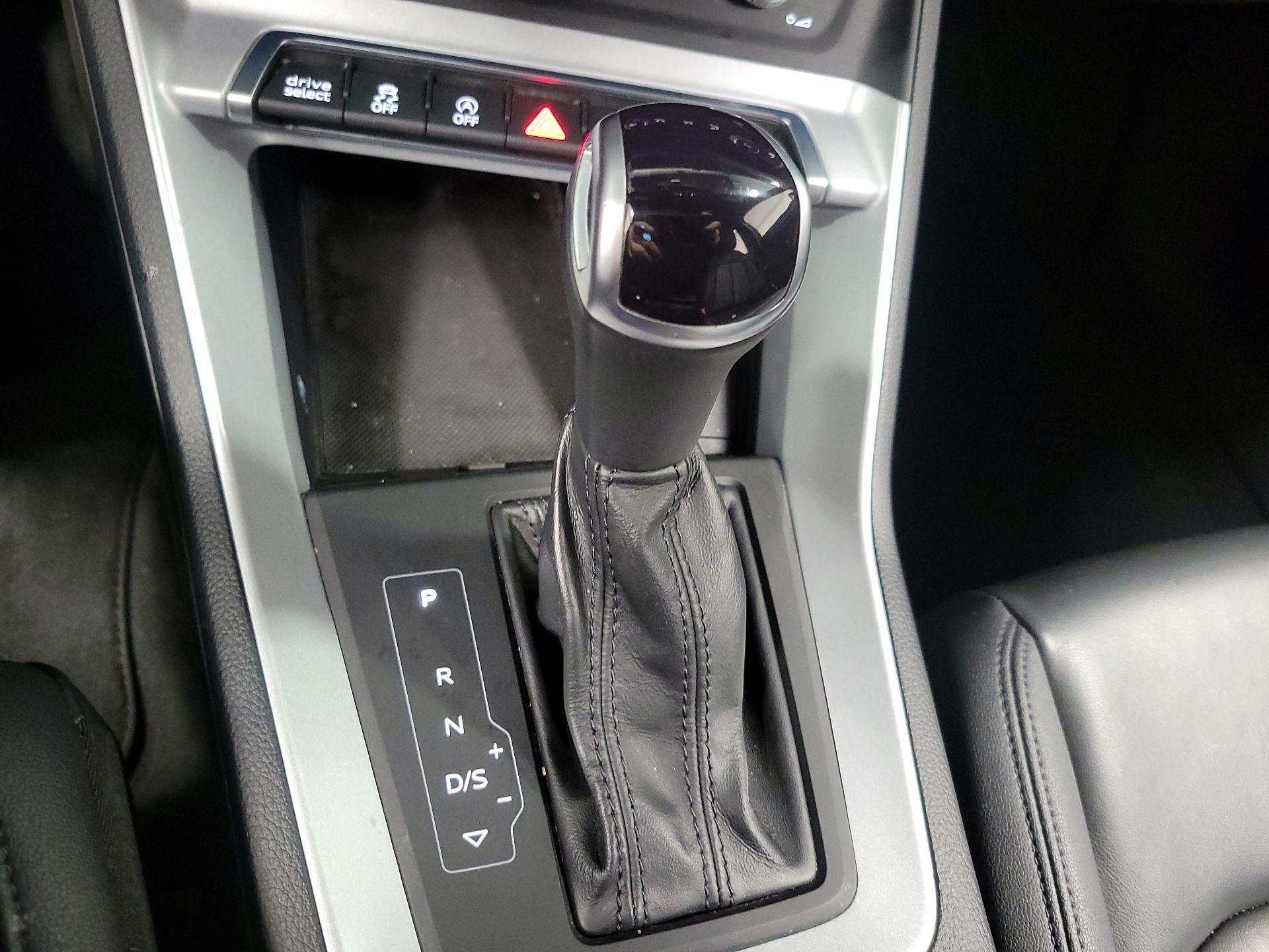 Thumbnail: 2023 Audi Q3 - 14