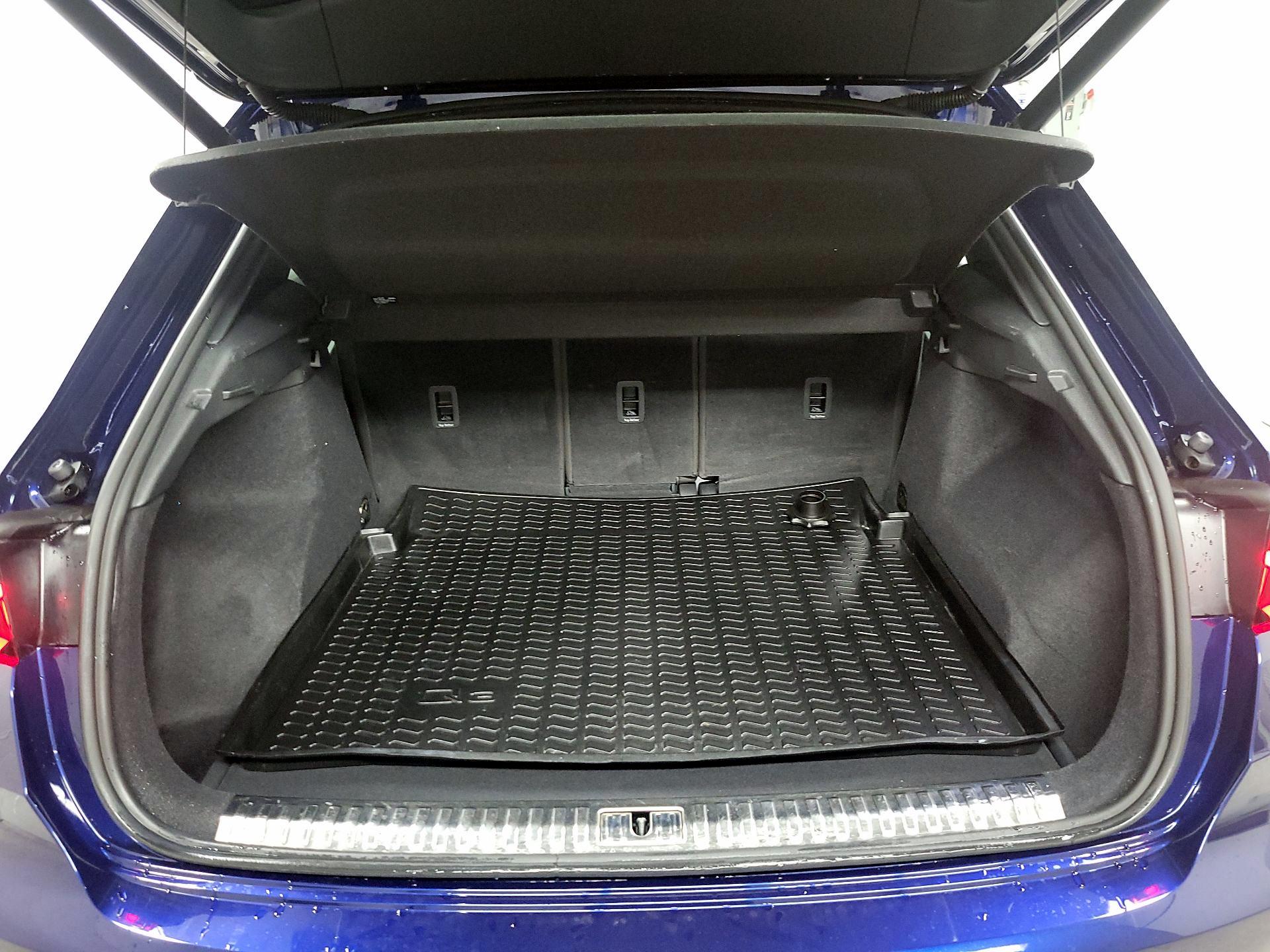 Thumbnail: 2023 Audi Q3 - 16