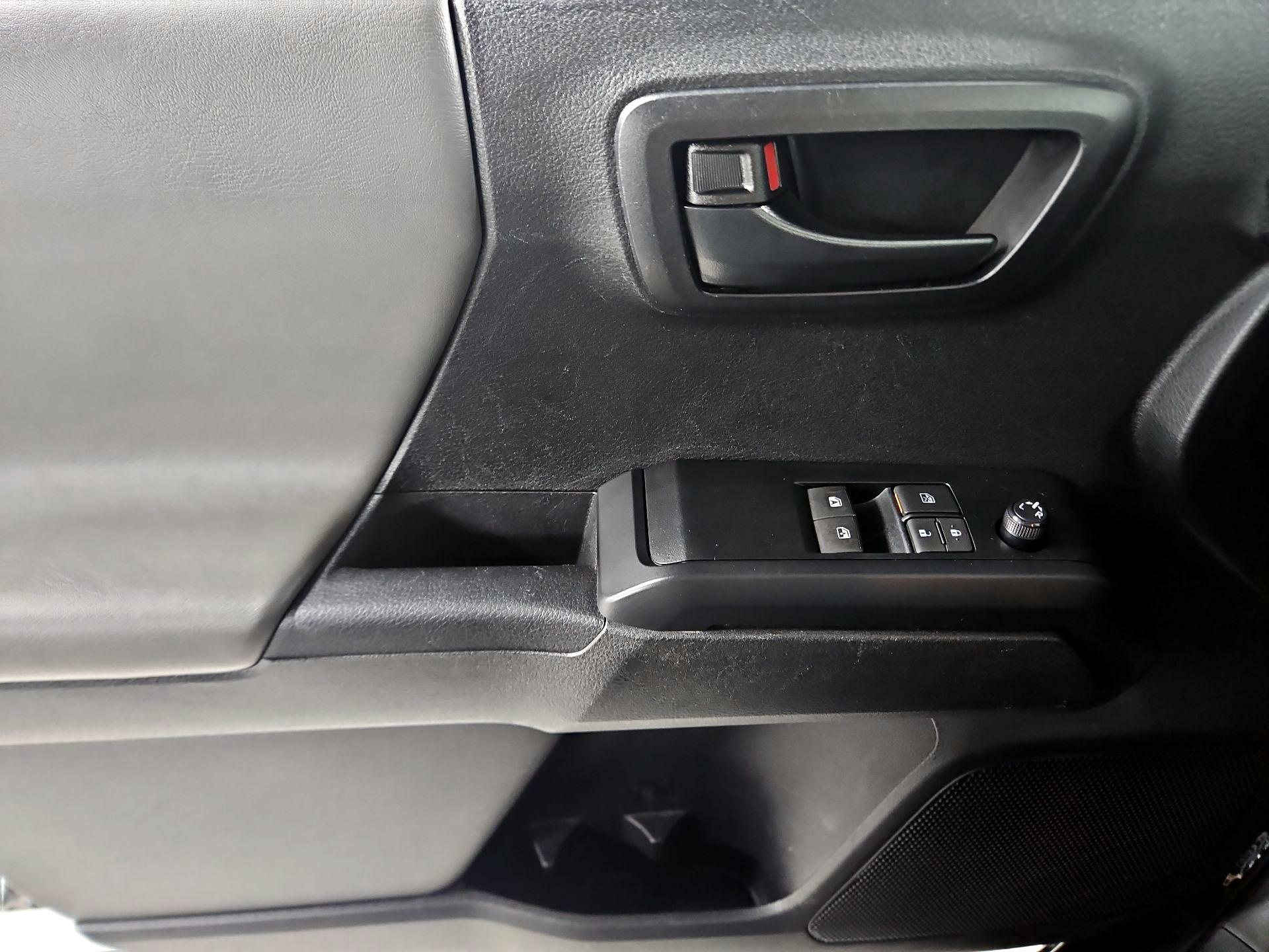 Thumbnail: 2023 Toyota Tacoma - 12