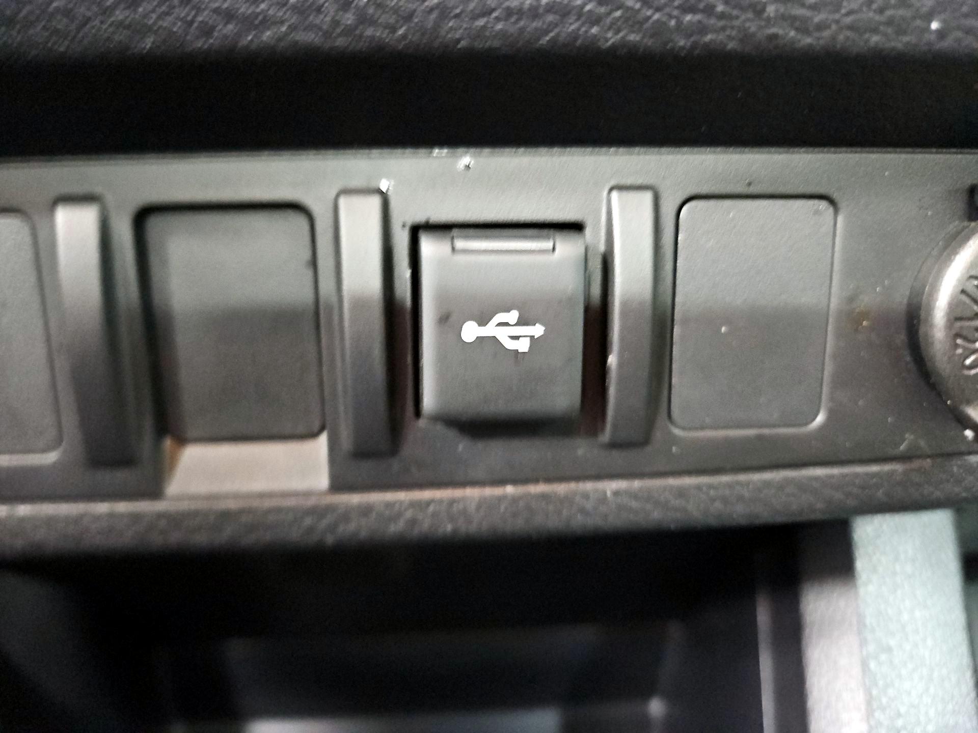 Thumbnail: 2023 Toyota Tacoma - 18