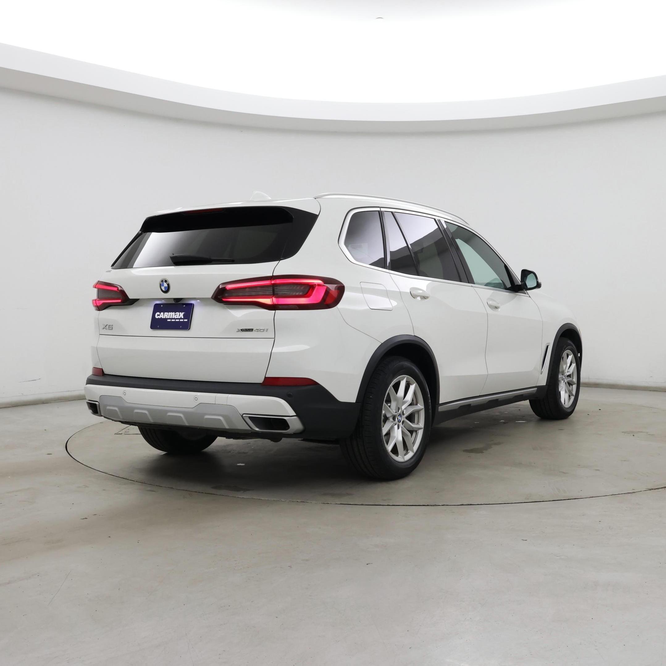 Thumbnail: 2021 BMW X5 - 8