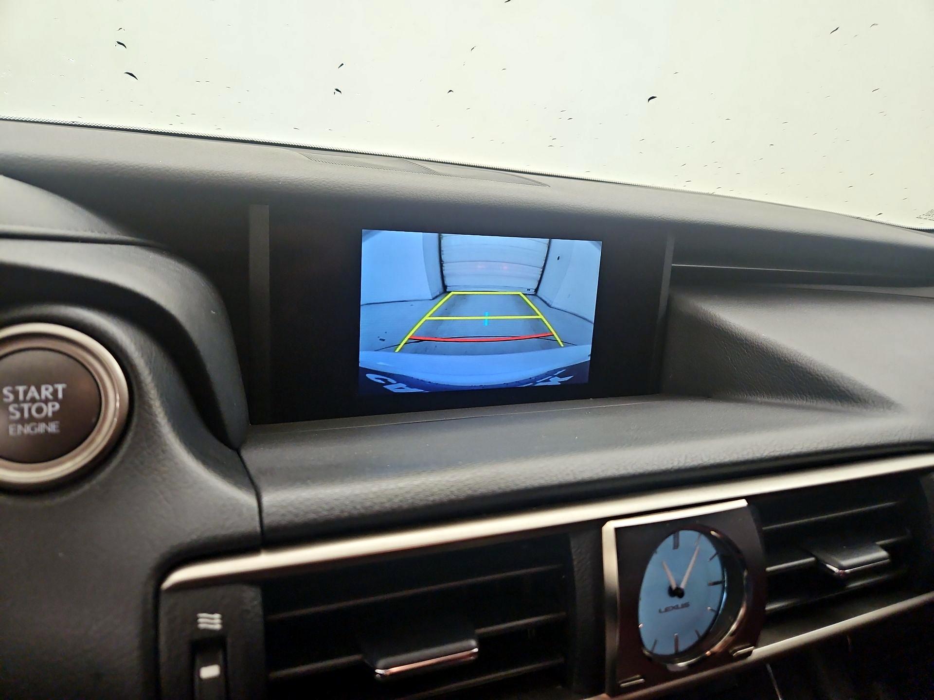 Thumbnail: 2020 Lexus IS - 14