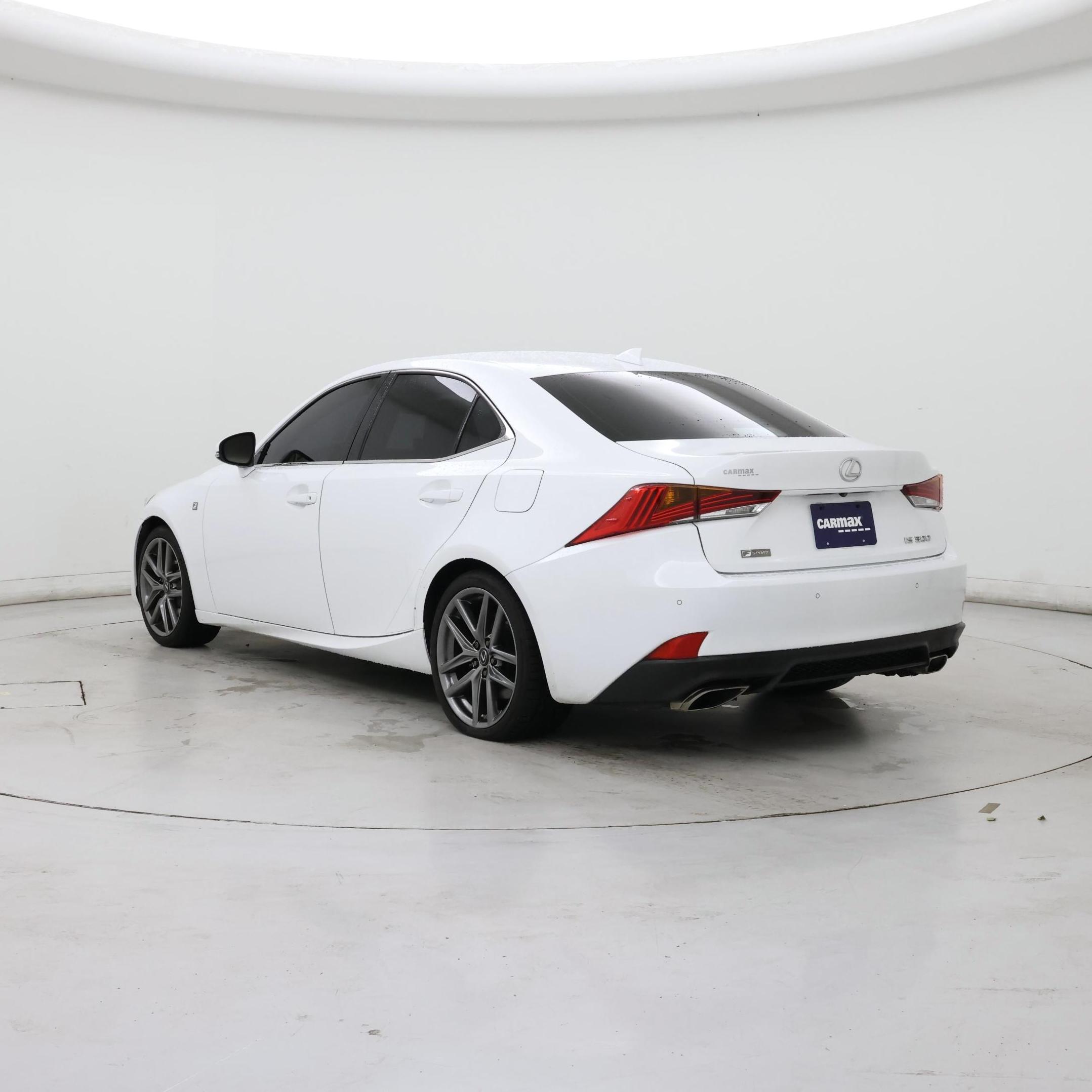 Thumbnail: 2020 Lexus IS - 2