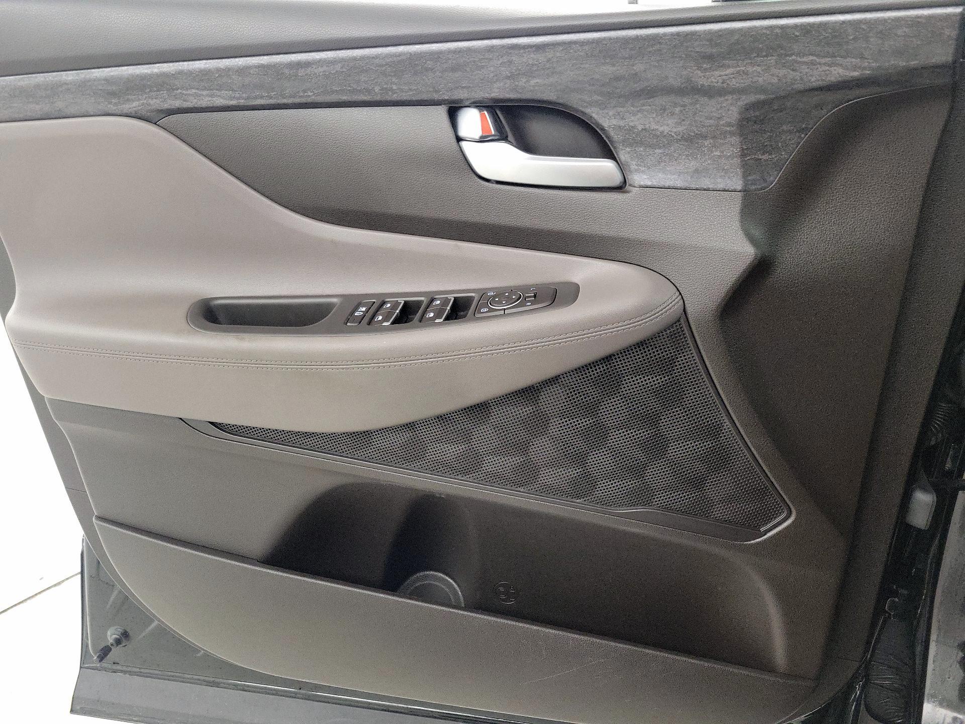 Thumbnail: 2020 Hyundai Santa Fe - 12