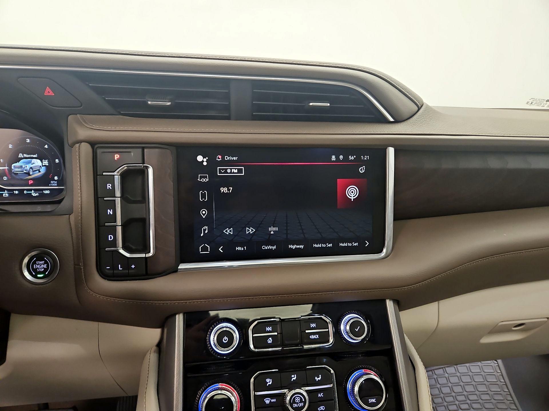 Thumbnail: 2022 GMC Yukon XL - 15