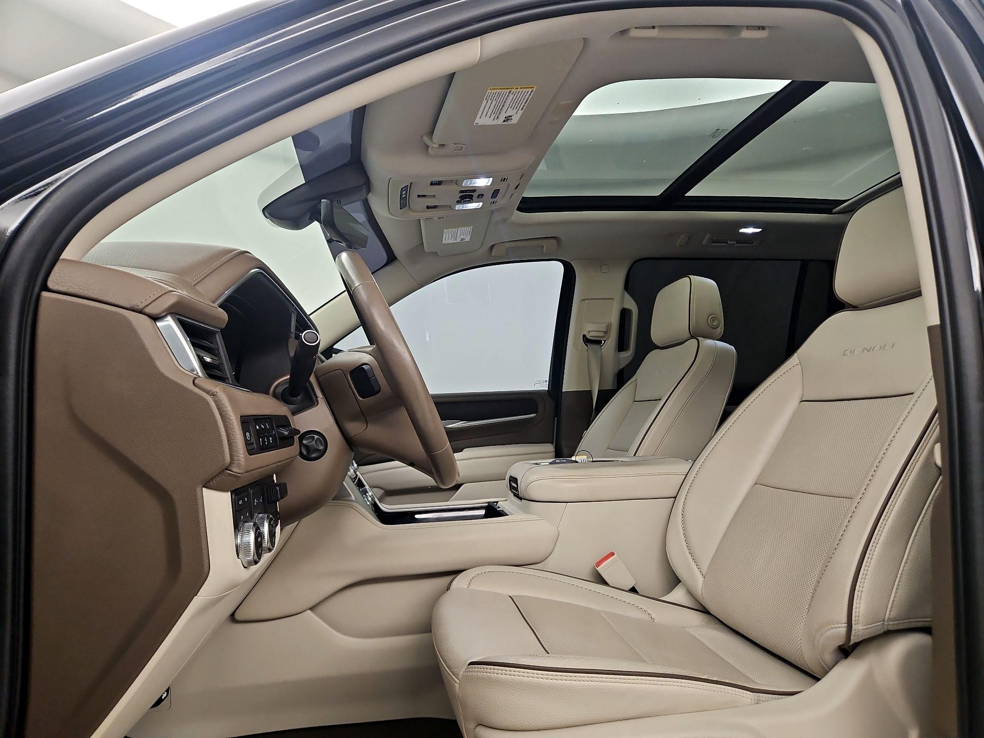 Thumbnail: 2022 GMC Yukon XL - 19