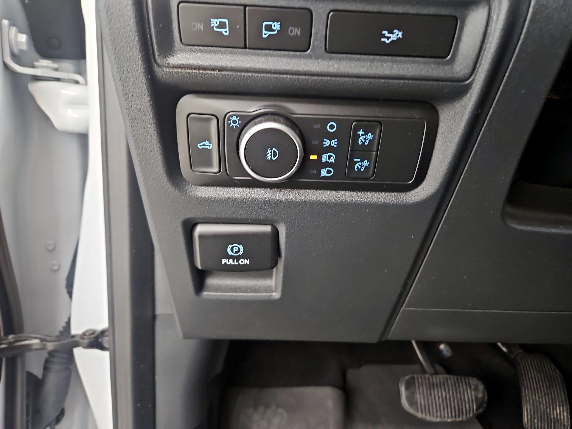 Thumbnail: 2022 Ford F-150 - 13