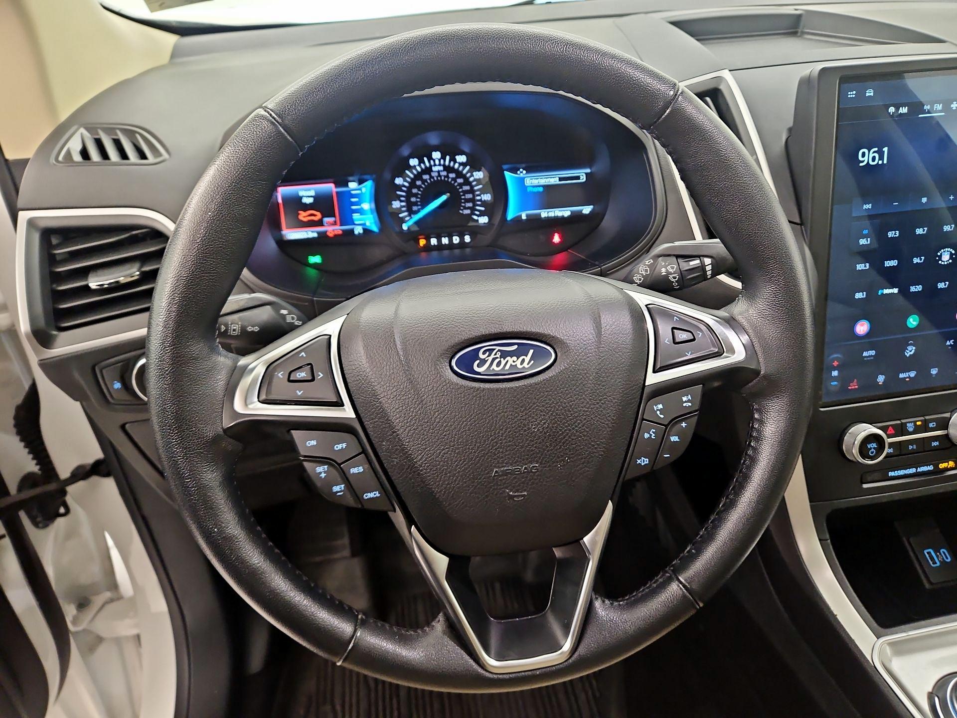 Thumbnail: 2023 Ford Edge - 10