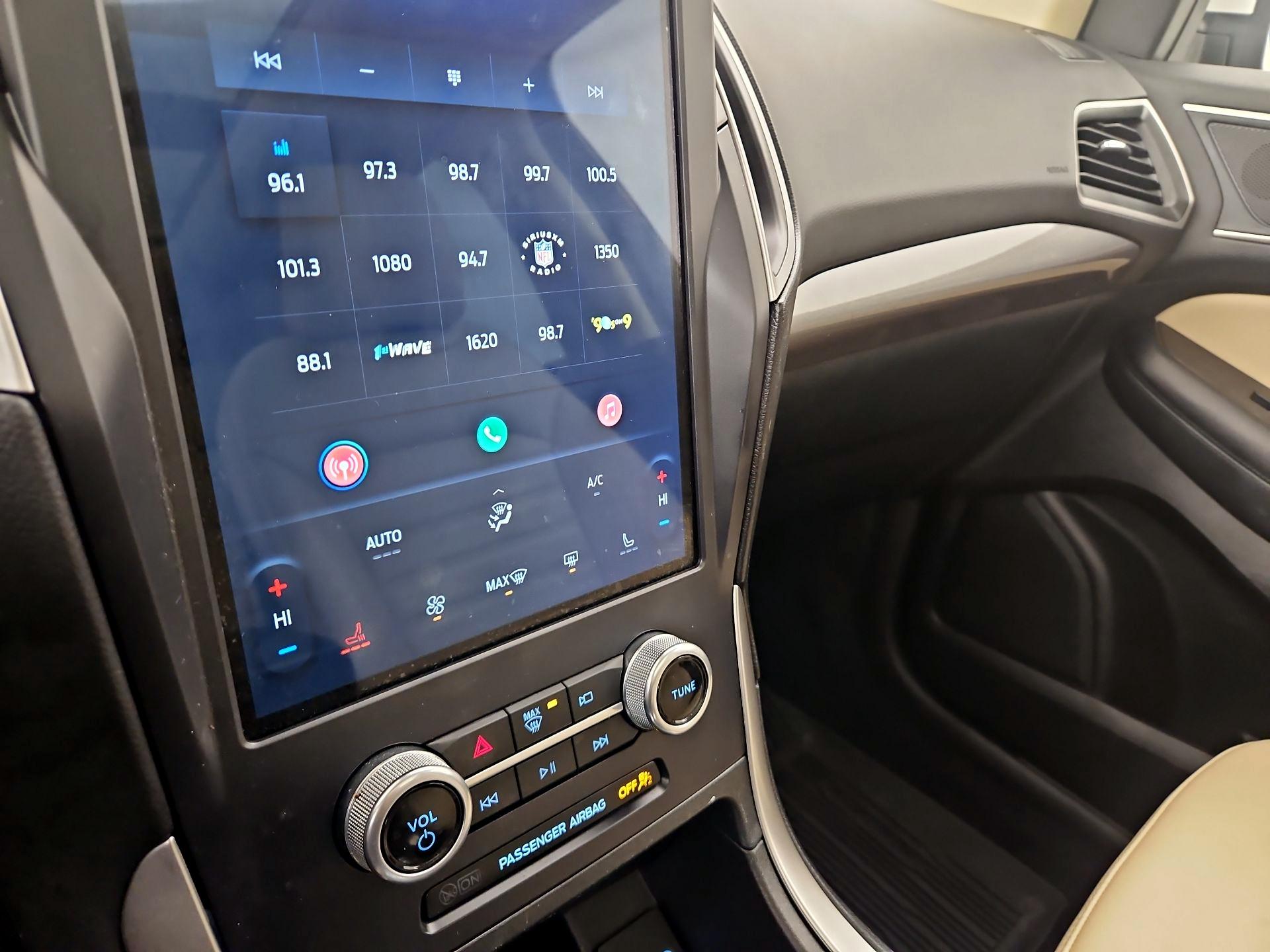 Thumbnail: 2023 Ford Edge - 16