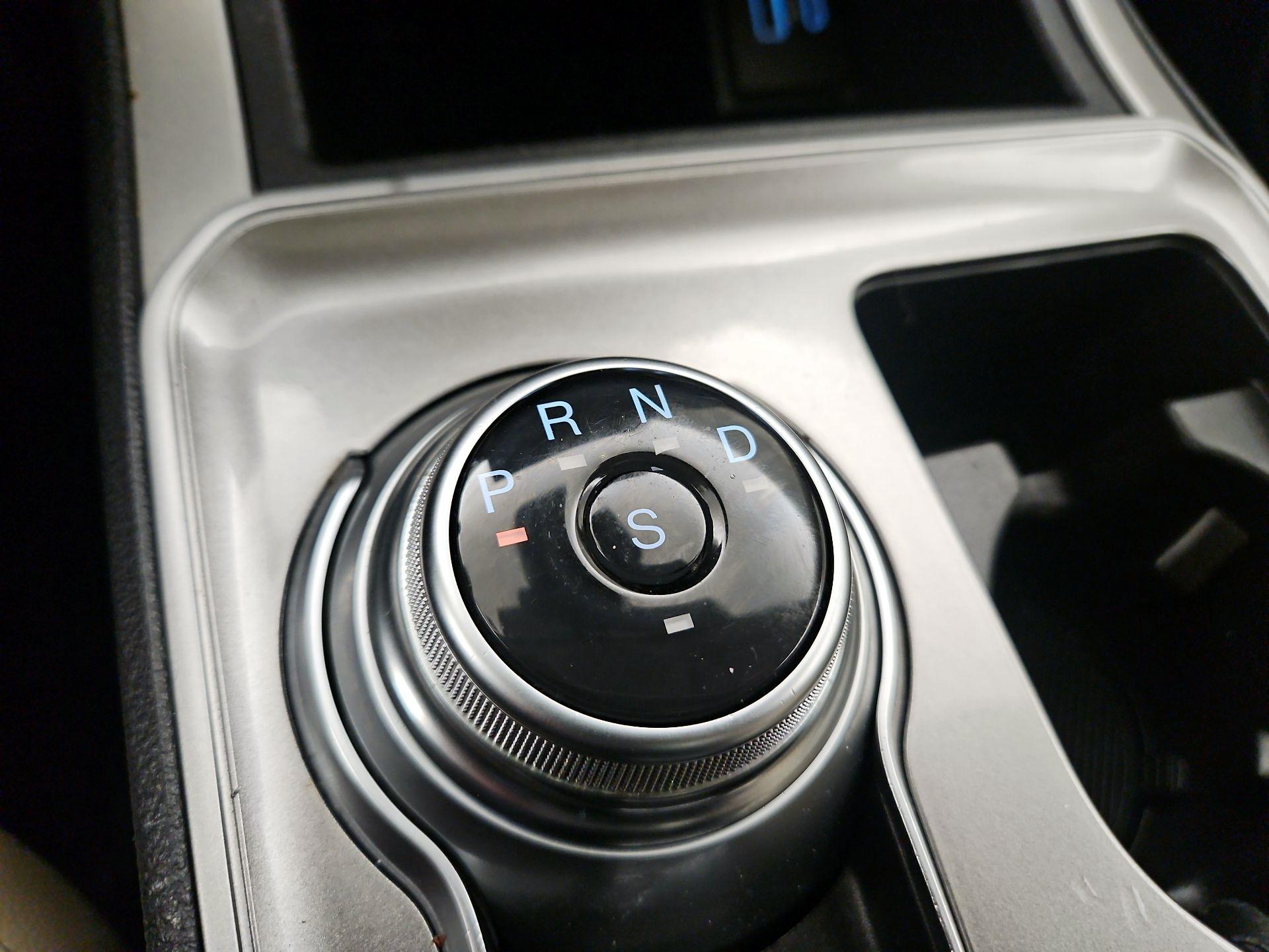 Thumbnail: 2023 Ford Edge - 17