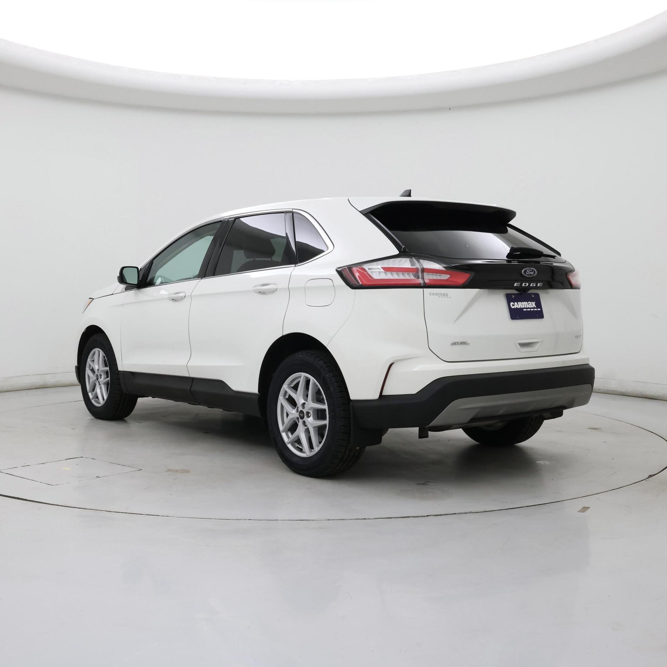 Thumbnail: 2023 Ford Edge - 2