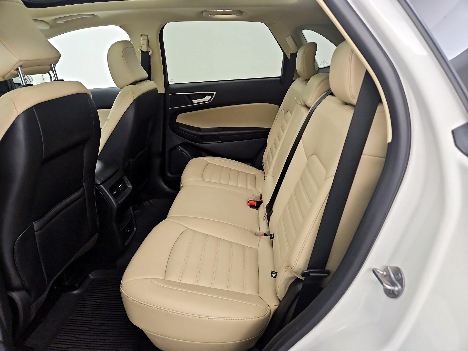 Thumbnail: 2023 Ford Edge - 19