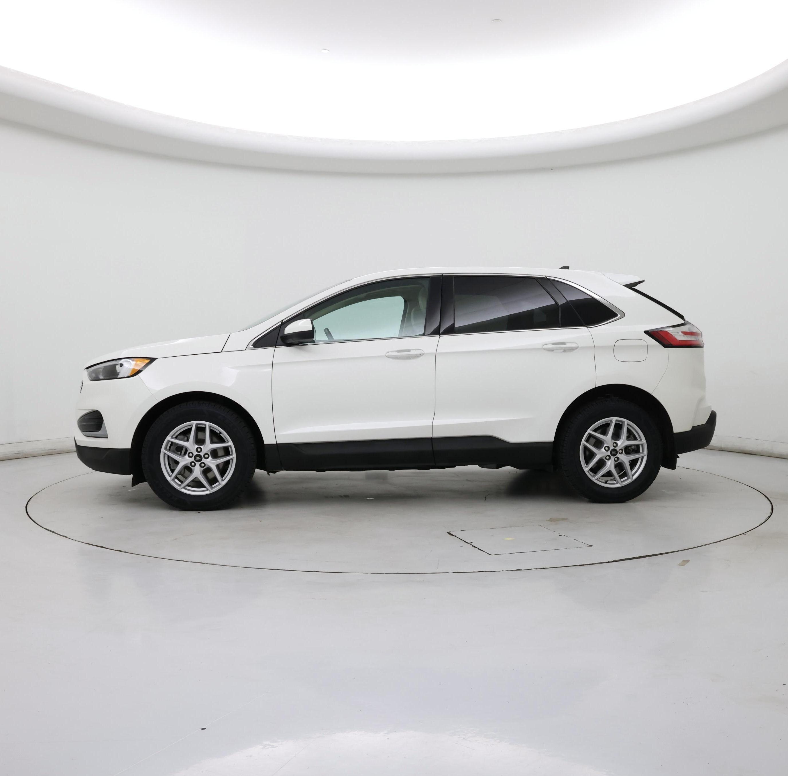 Thumbnail: 2023 Ford Edge - 3