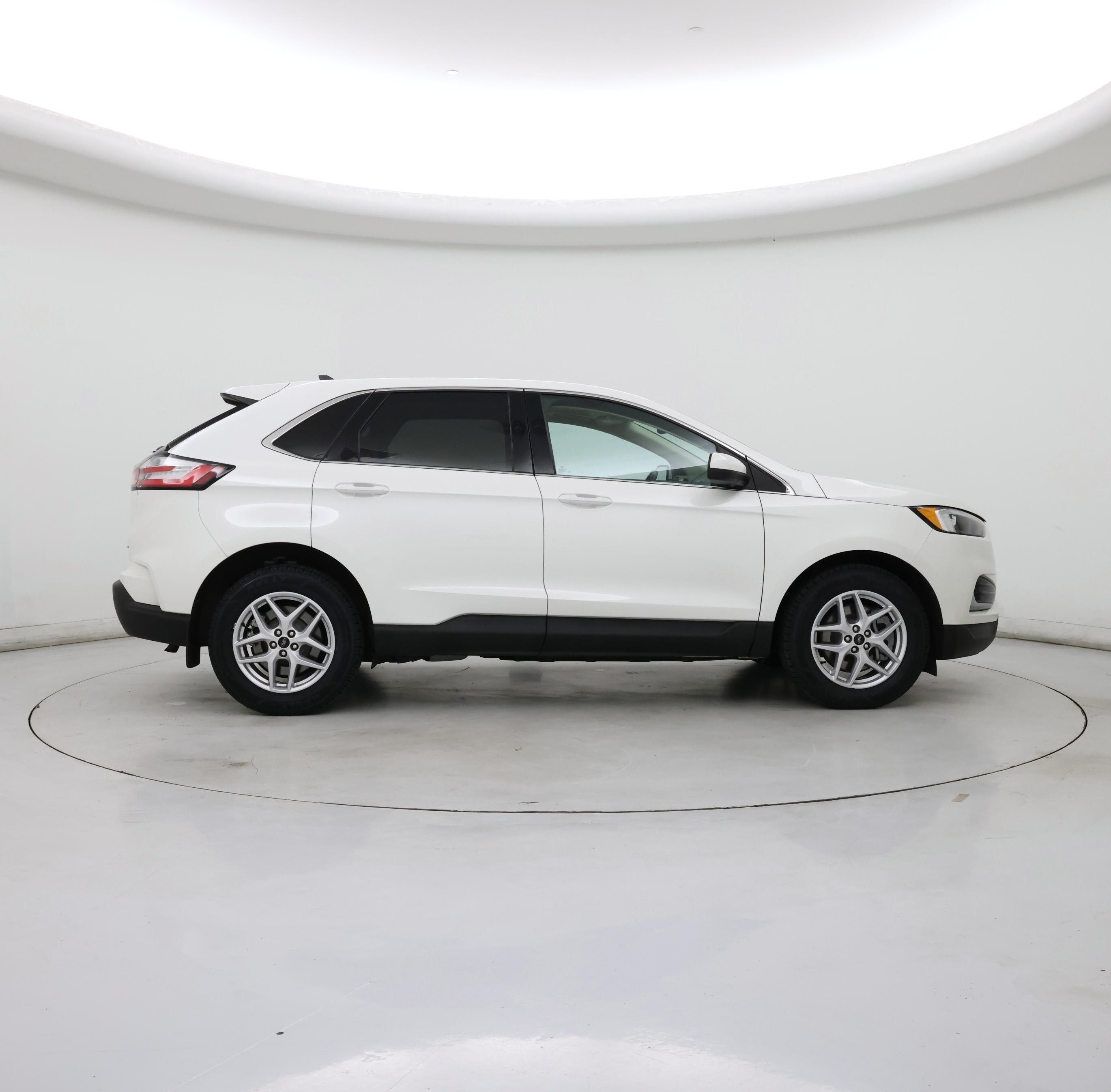 Thumbnail: 2023 Ford Edge - 7