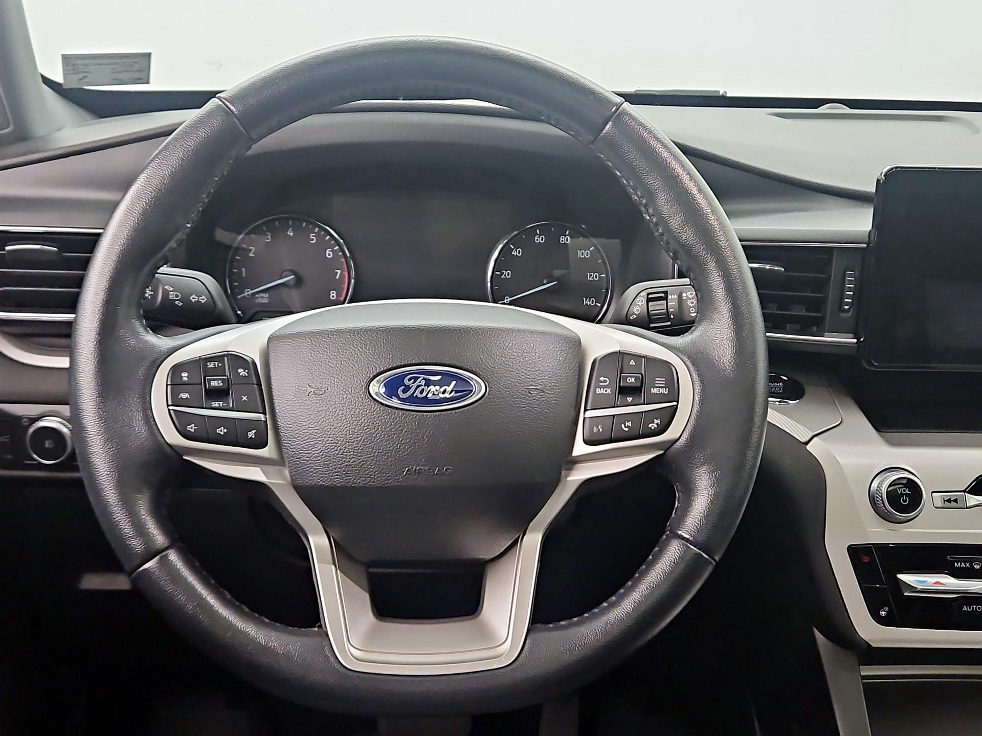 Thumbnail: 2022 Ford Explorer - 10