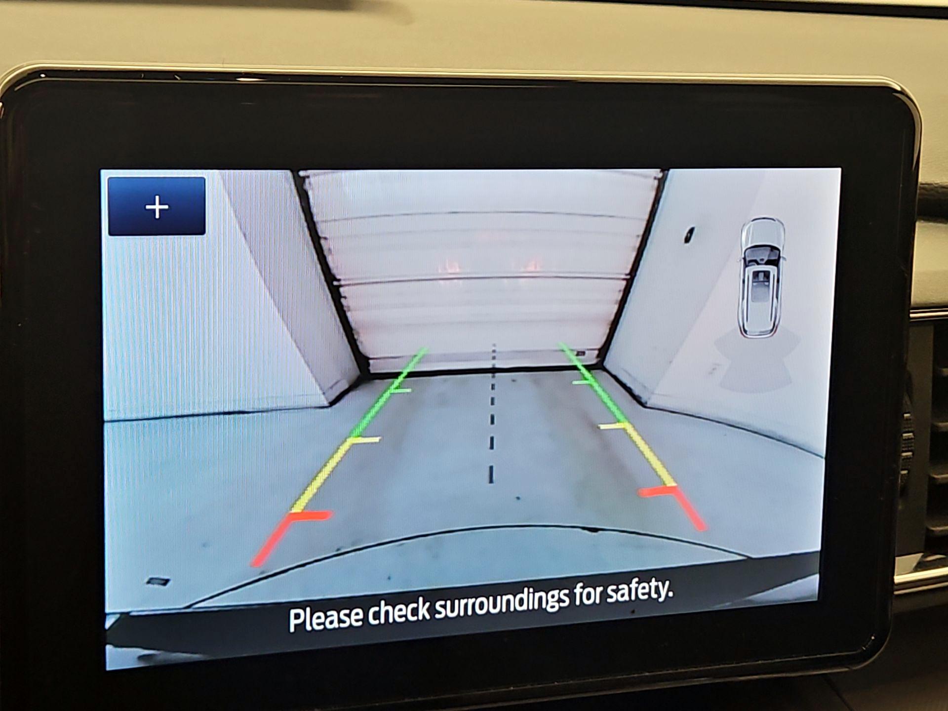 Thumbnail: 2022 Ford Explorer - 15