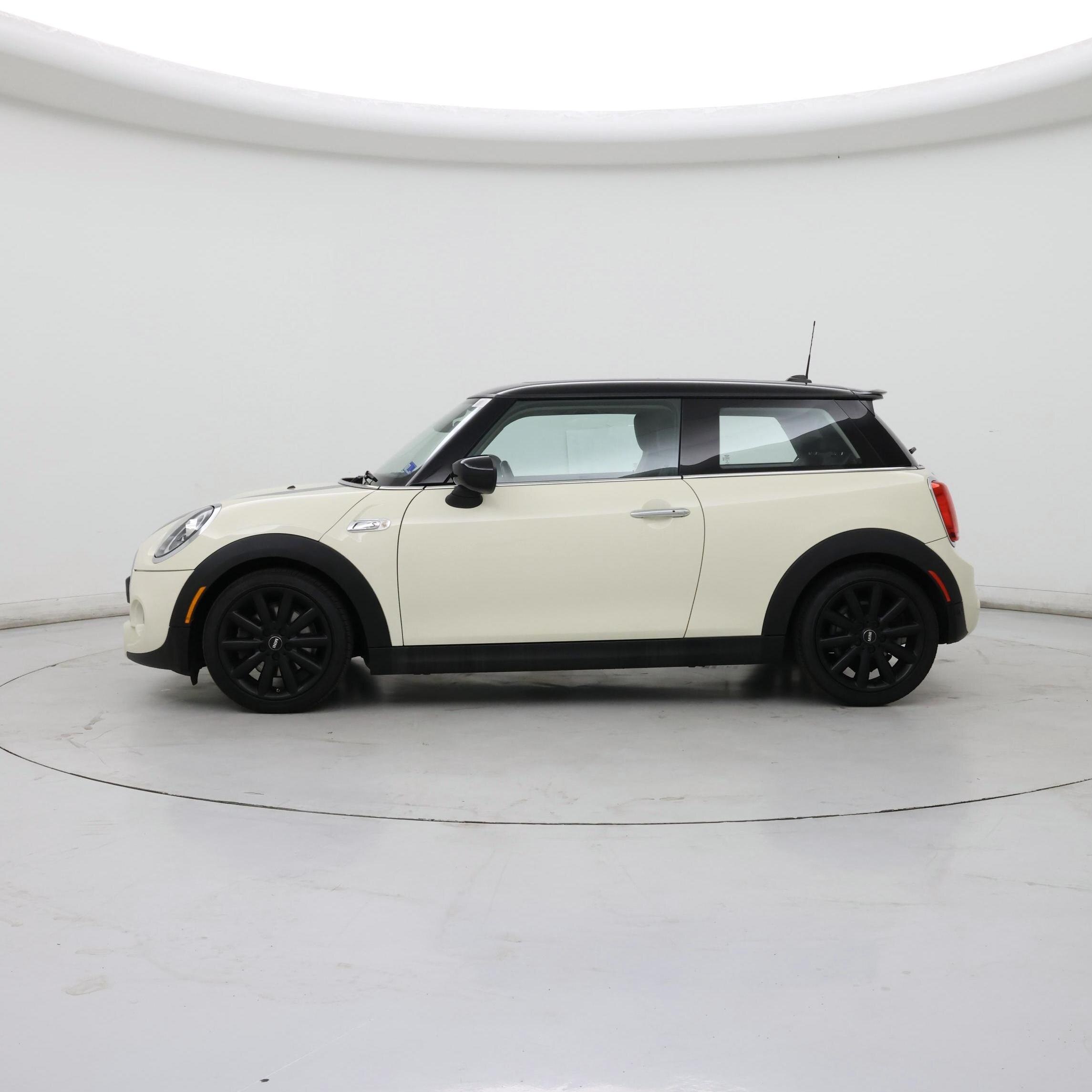 Thumbnail: 2020 MINI Cooper Hardtop - 3