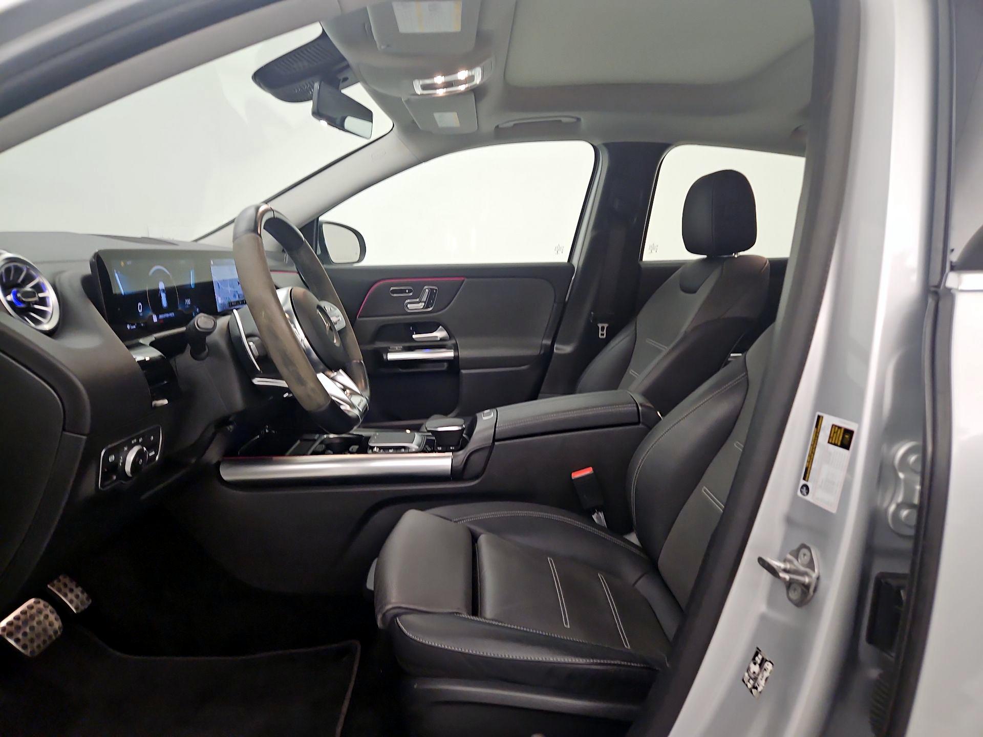 Thumbnail: 2022 Mercedes-Benz GLA - 11