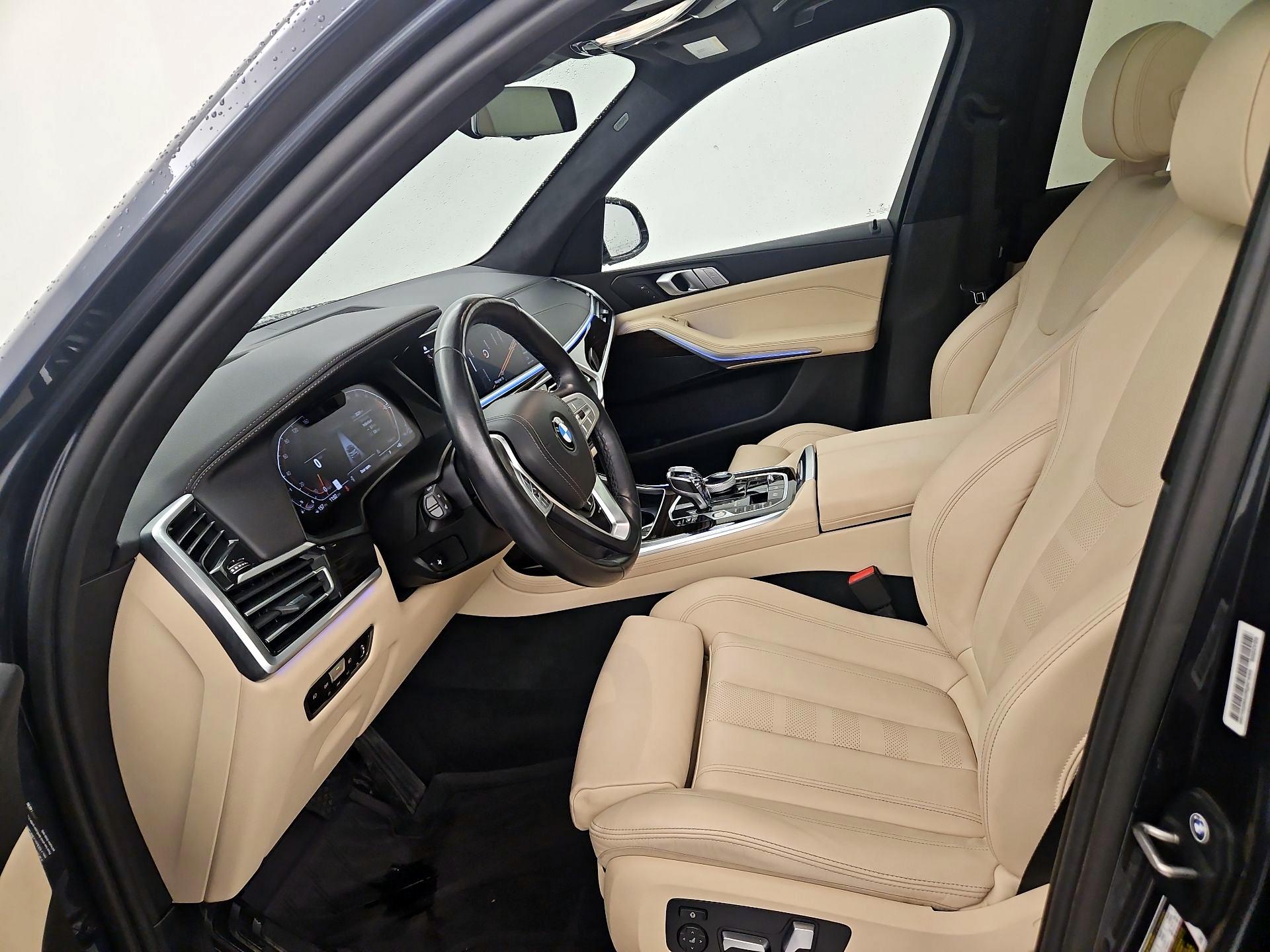 Thumbnail: 2021 BMW X7 - 11