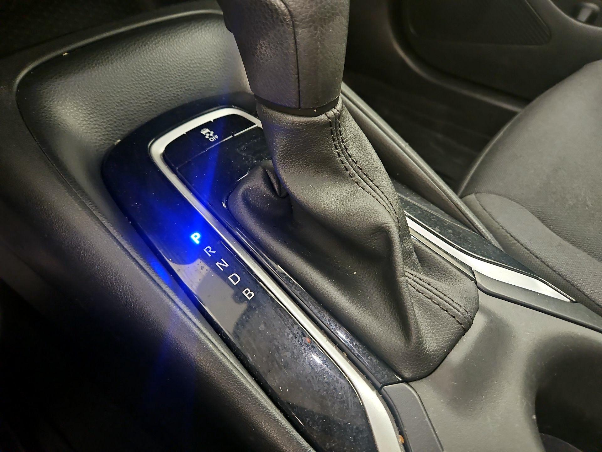 Thumbnail: 2024 Toyota Corolla - 18