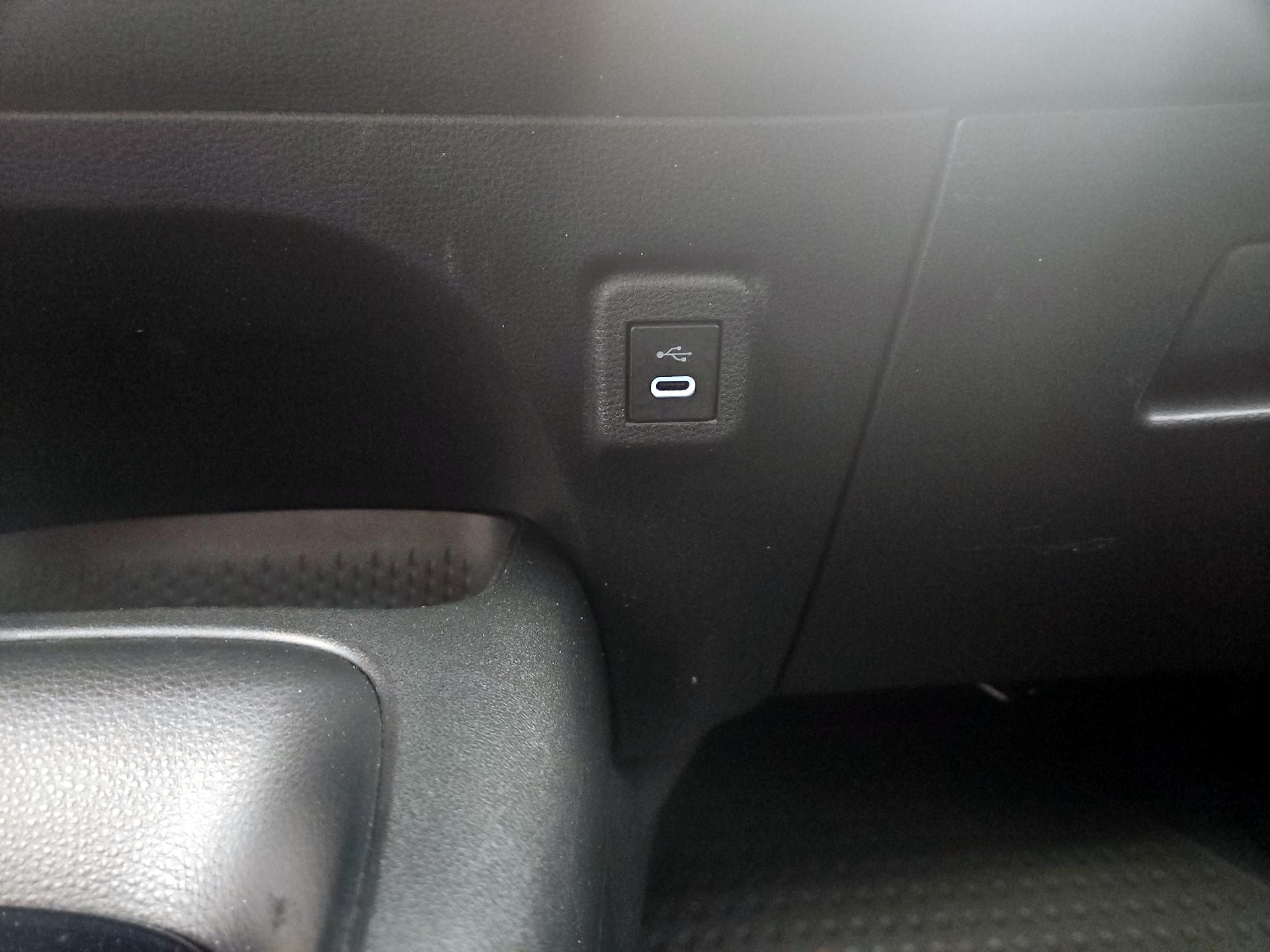 Thumbnail: 2024 Toyota Corolla - 19