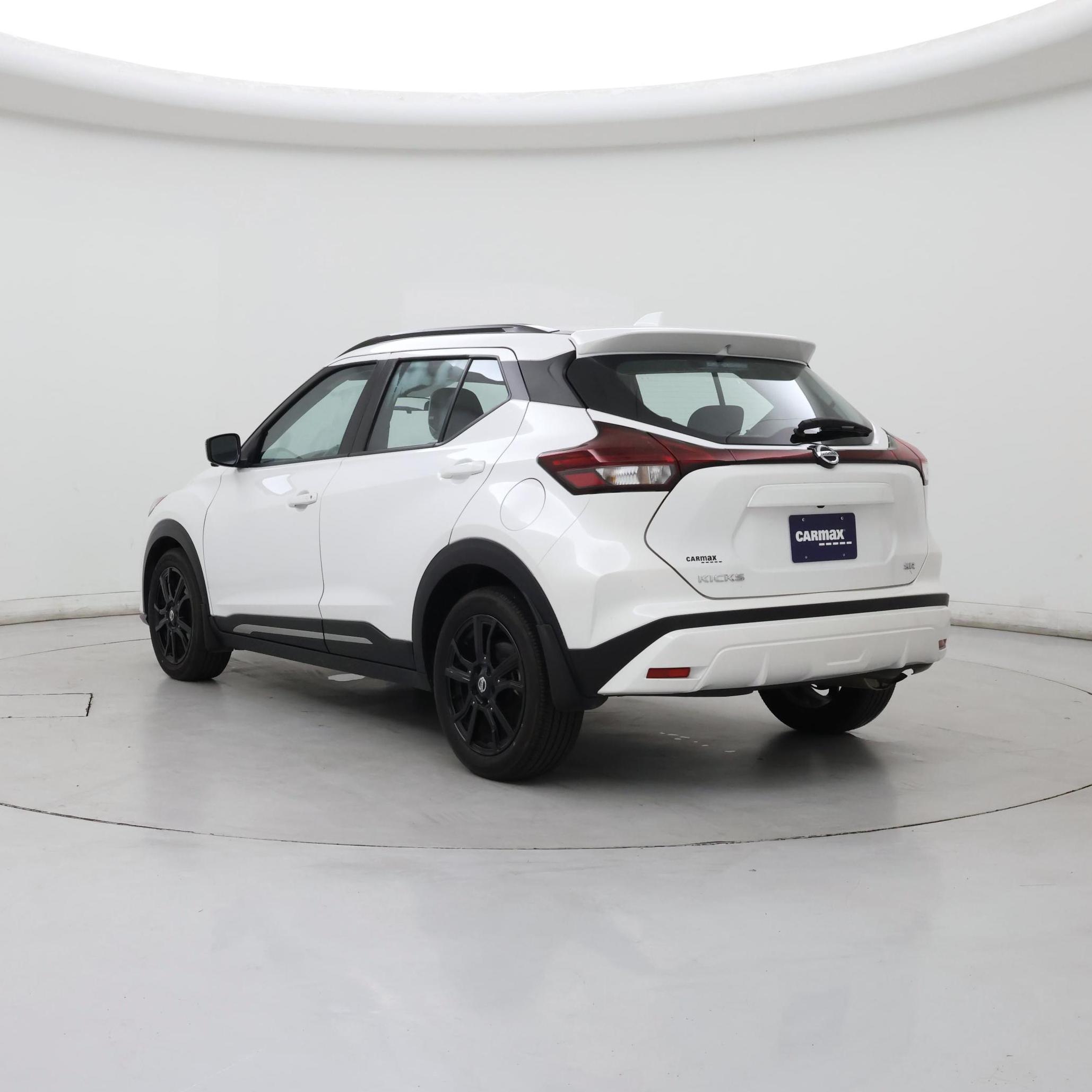Thumbnail: 2021 Nissan Kicks - 2