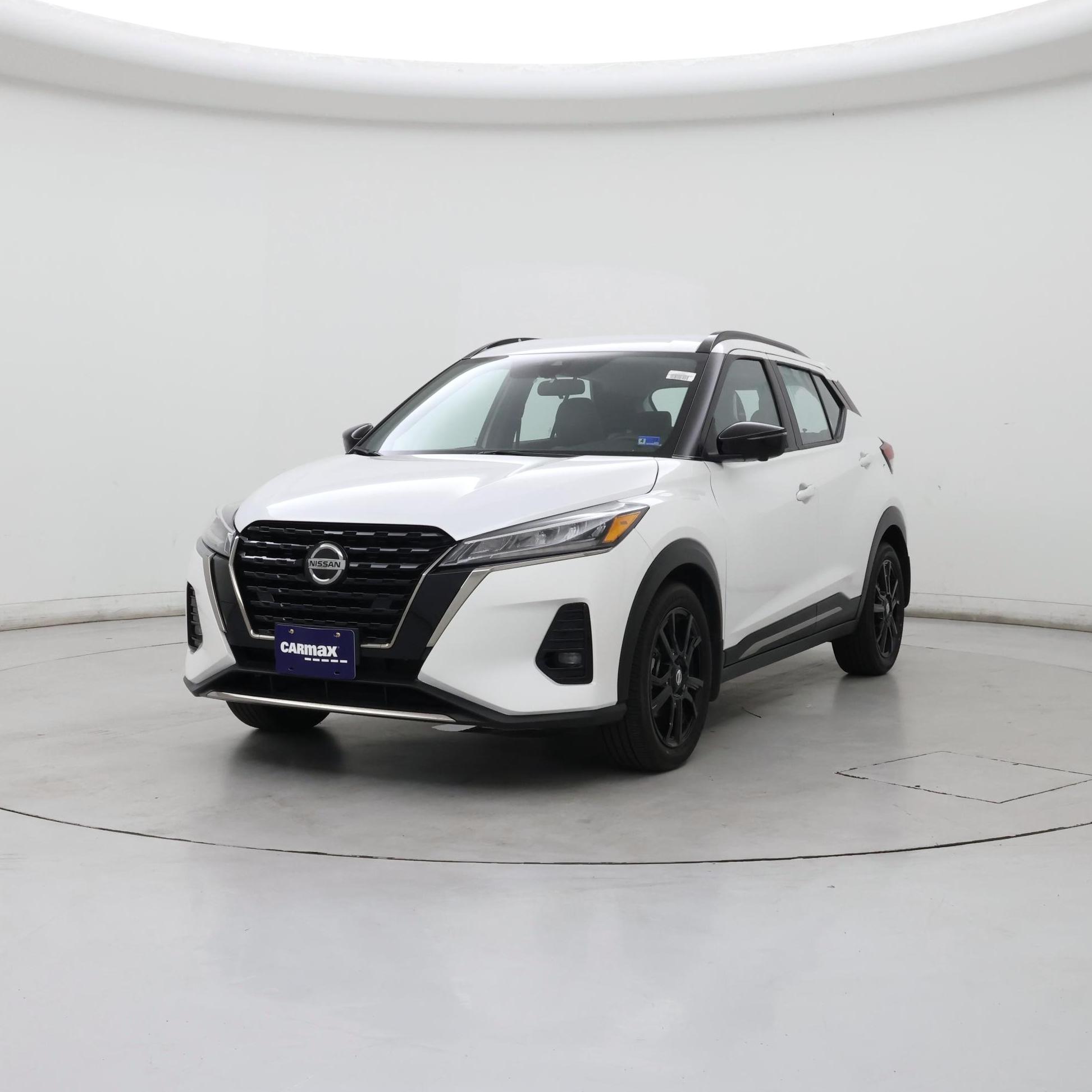 Thumbnail: 2021 Nissan Kicks - 4