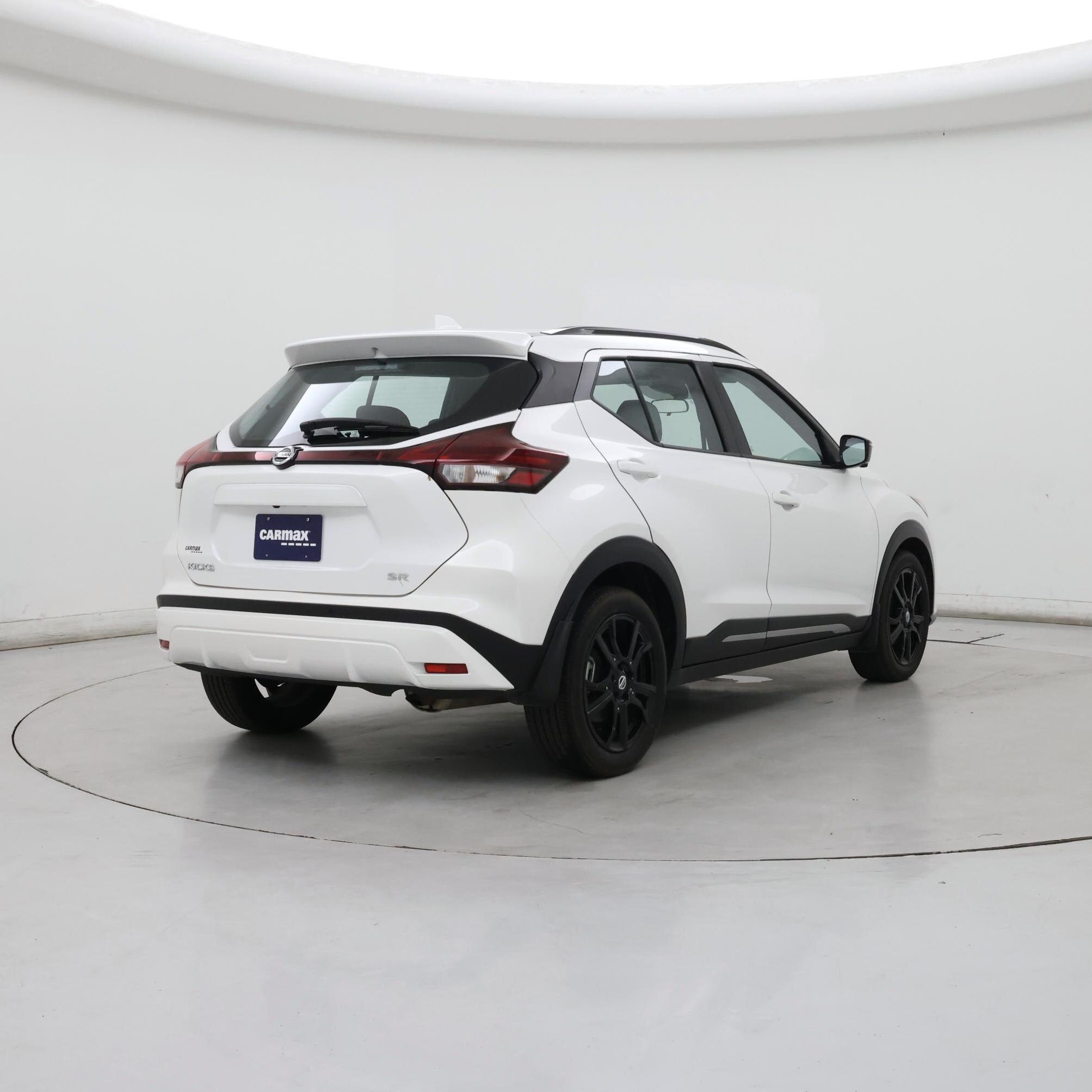 Thumbnail: 2021 Nissan Kicks - 8