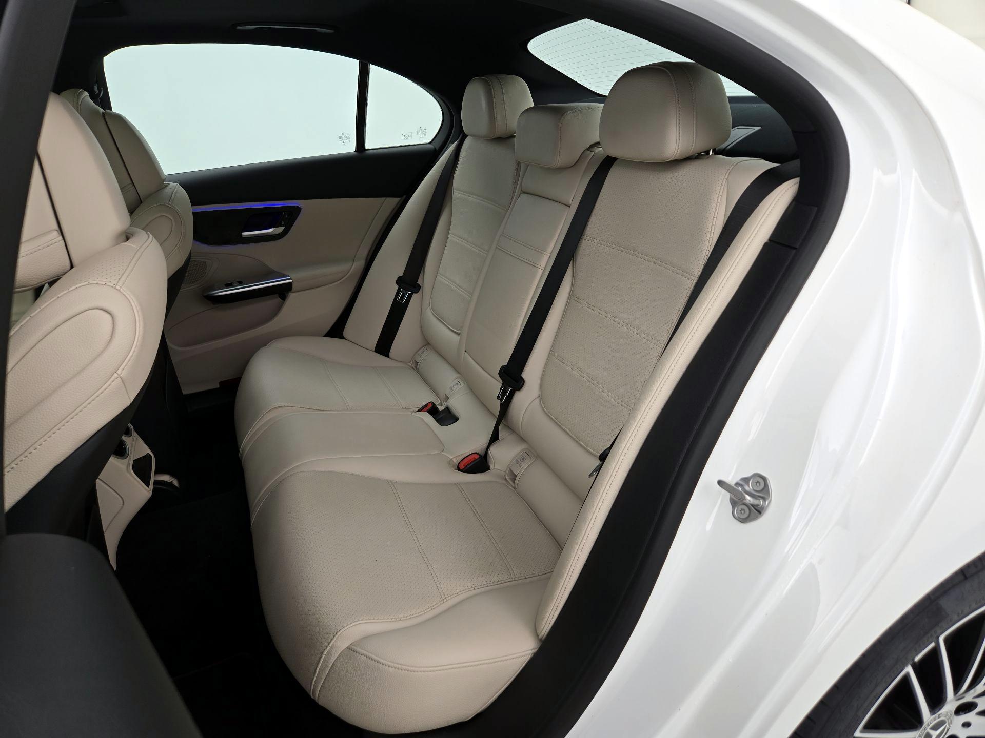 Thumbnail: 2023 Mercedes-Benz C-Class - 20