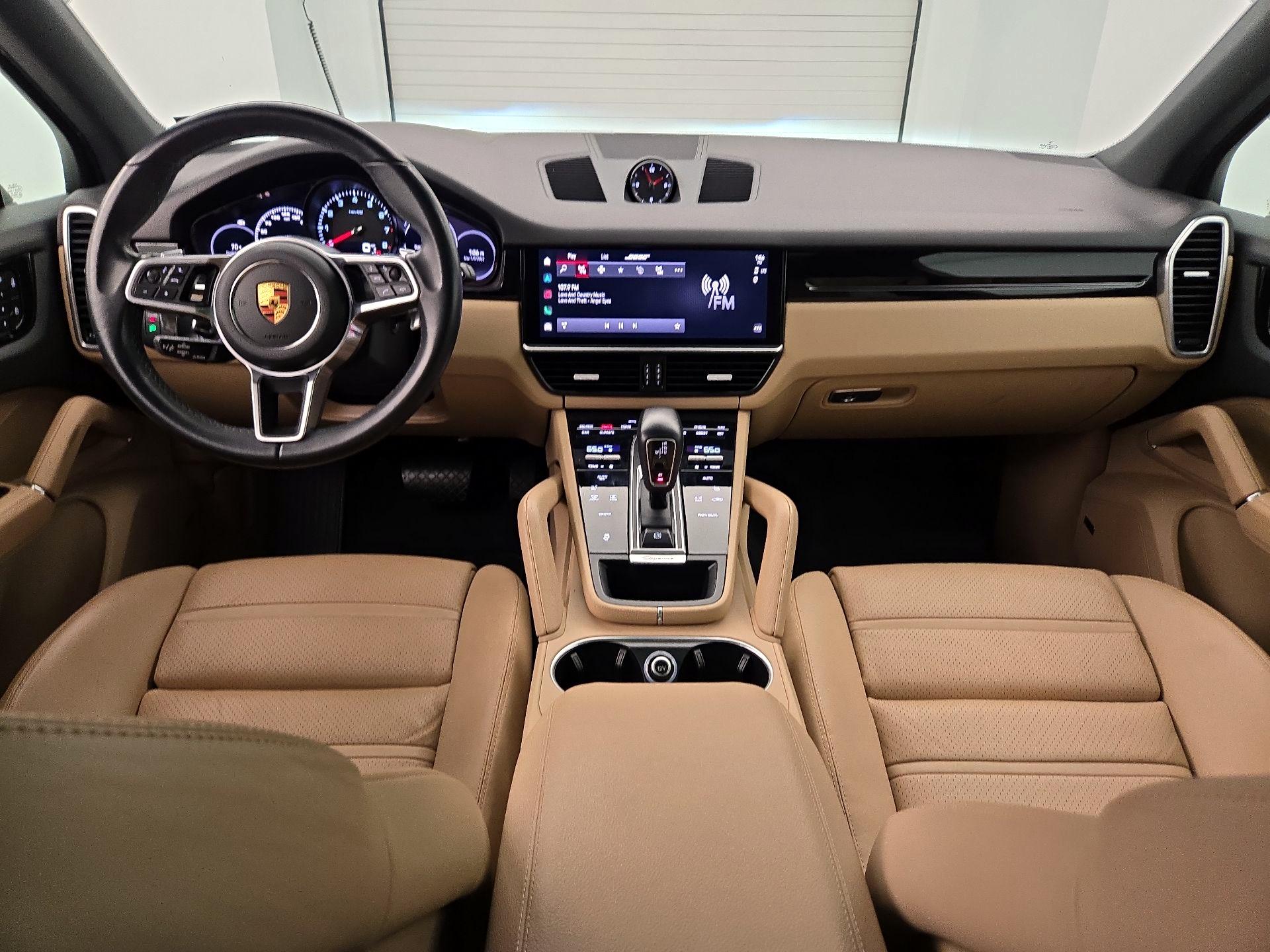 Thumbnail: 2022 Porsche Cayenne - 9