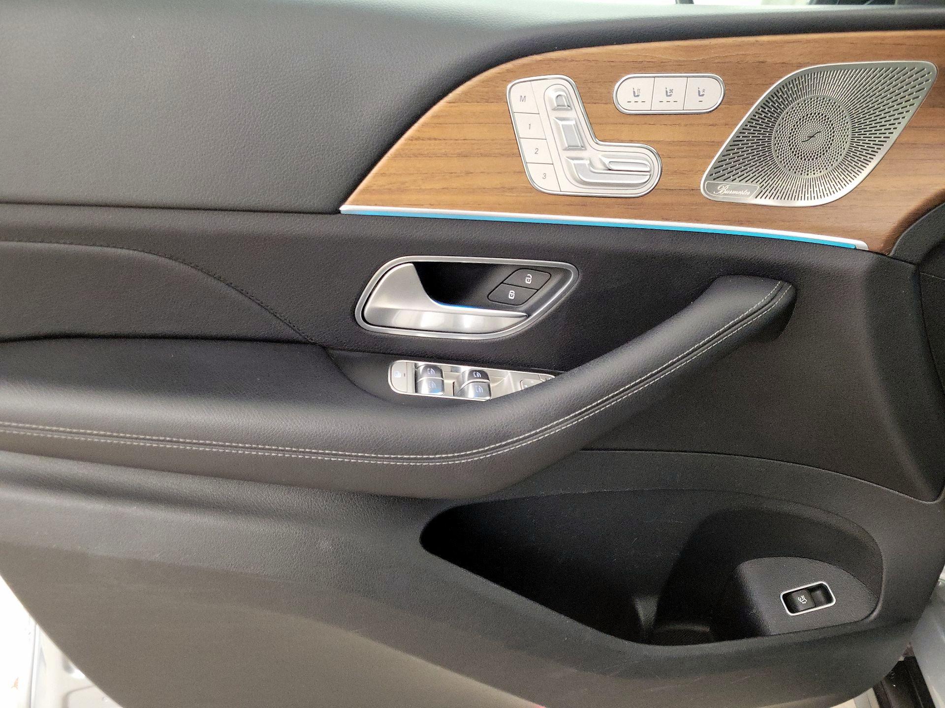 Thumbnail: 2022 Mercedes-Benz GLS - 12