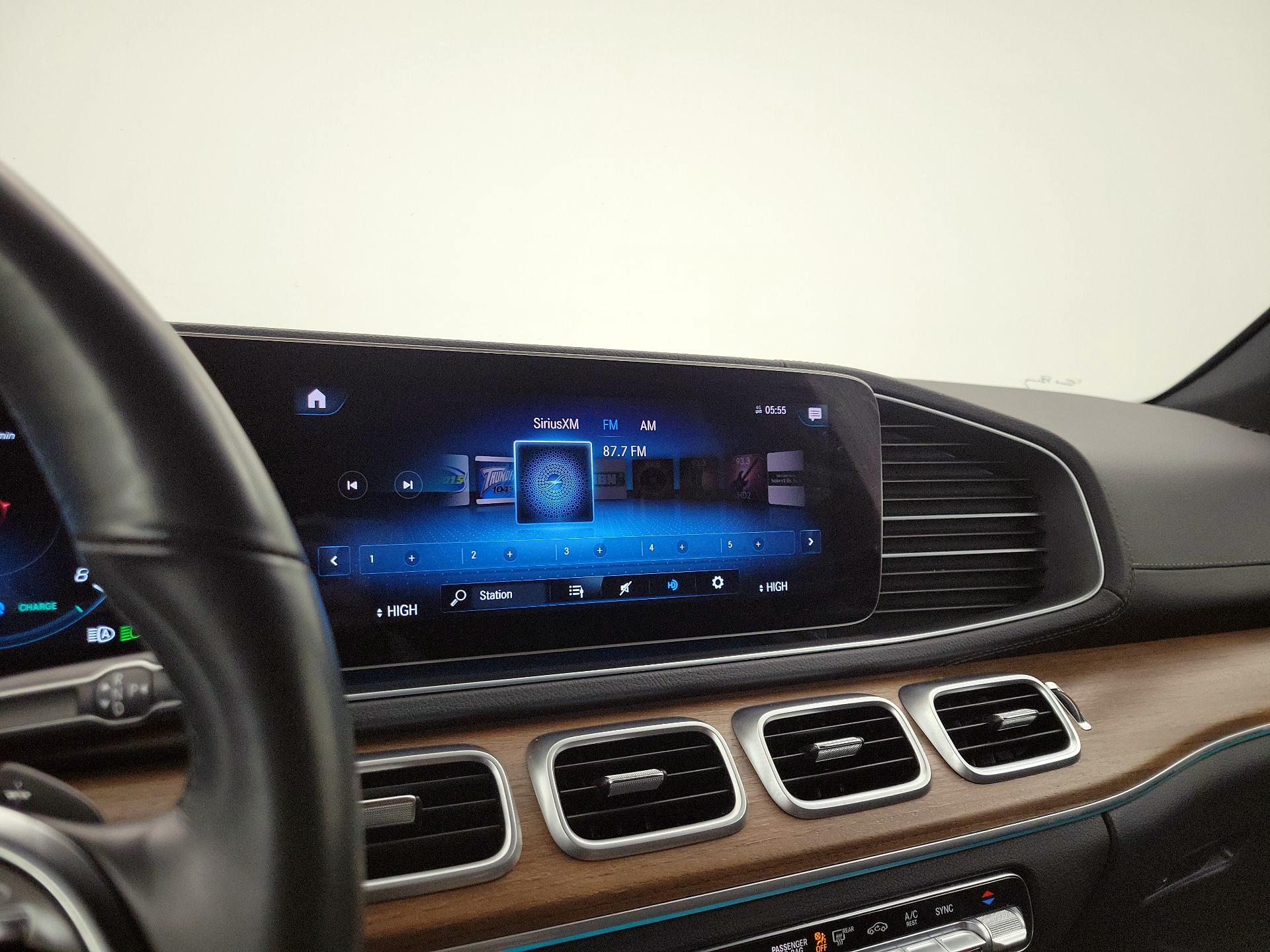 Thumbnail: 2022 Mercedes-Benz GLS - 16