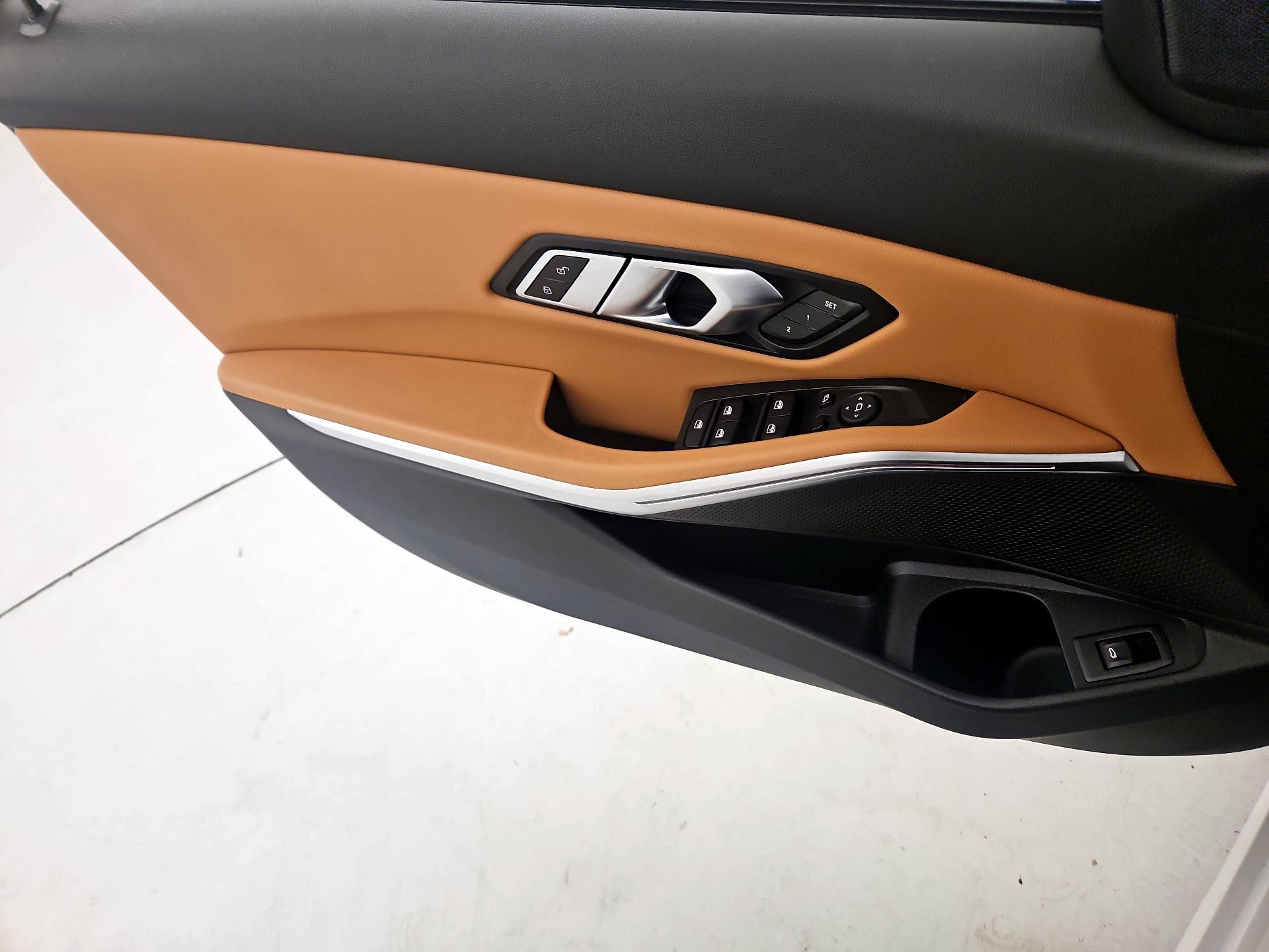 Thumbnail: 2023 BMW 3 Series - 12